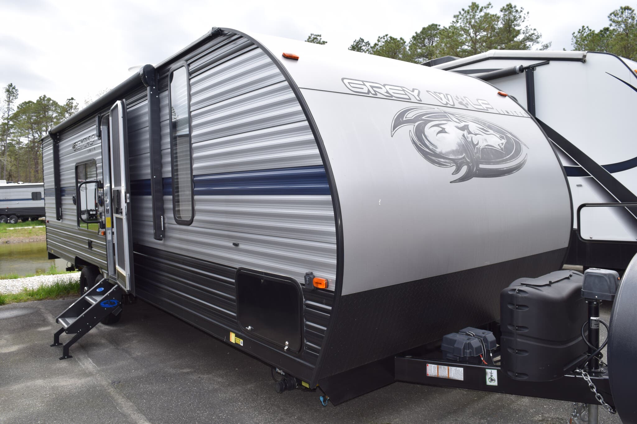 2019 Forest River Cherokee Grey Wolf 26rr