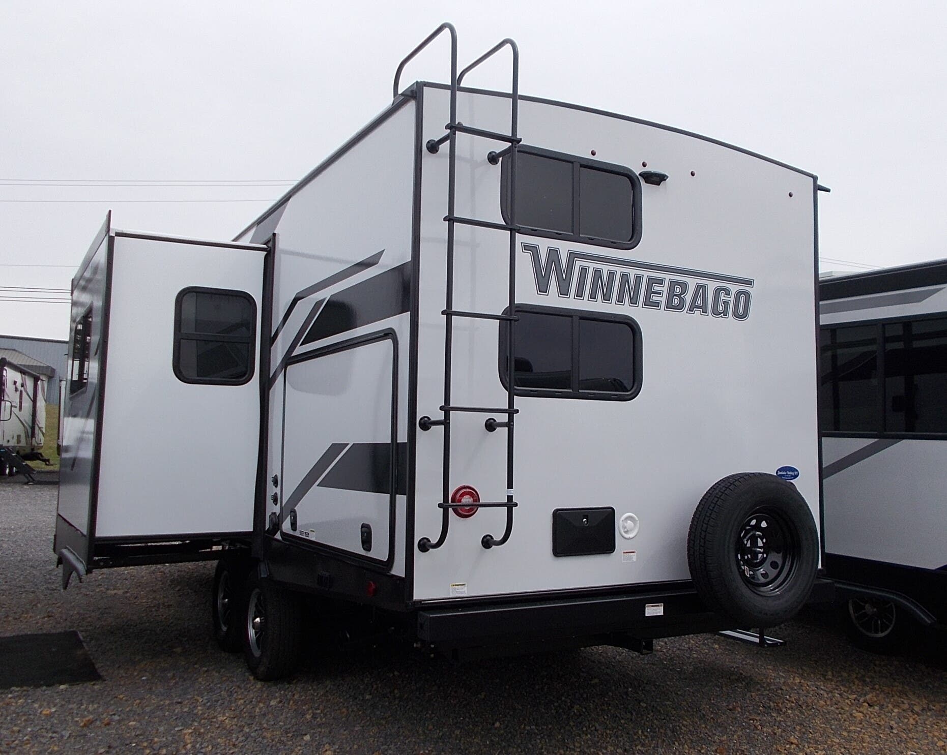 2024 Minnie/2326BH/2024 image-3