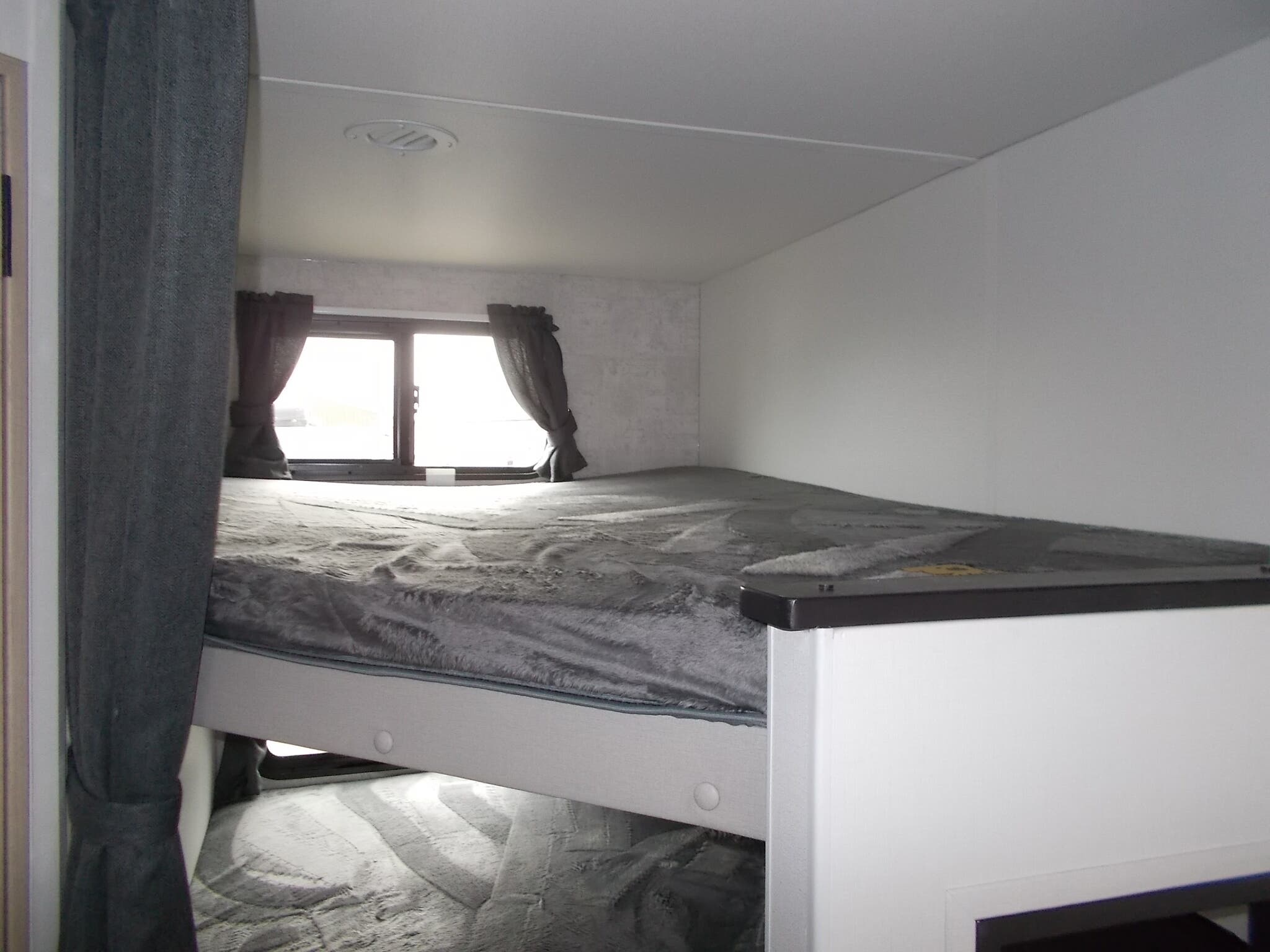 2024 Minnie/2326BH/2024 image-18