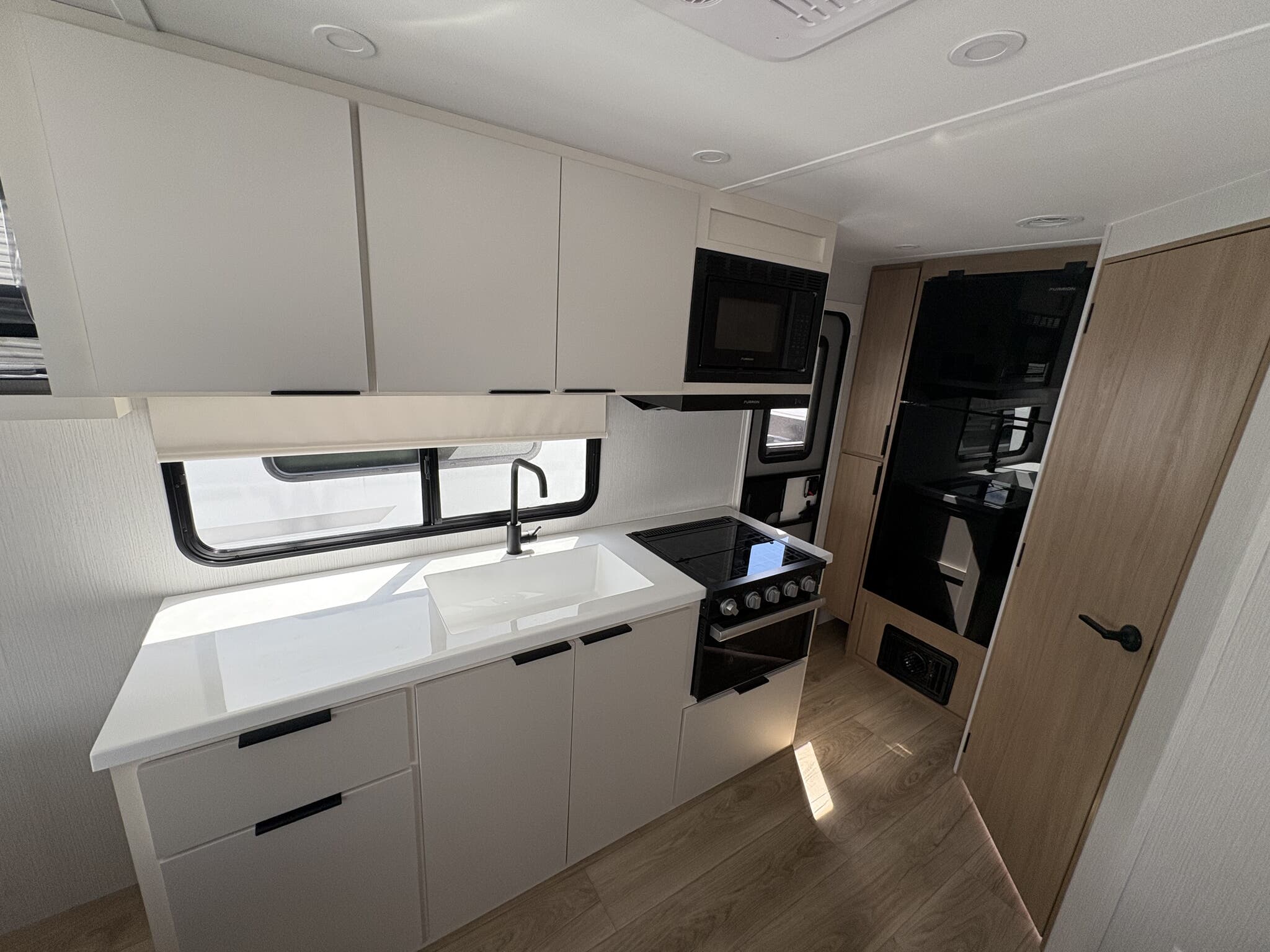 Thrive/18FBS/2026 image-6