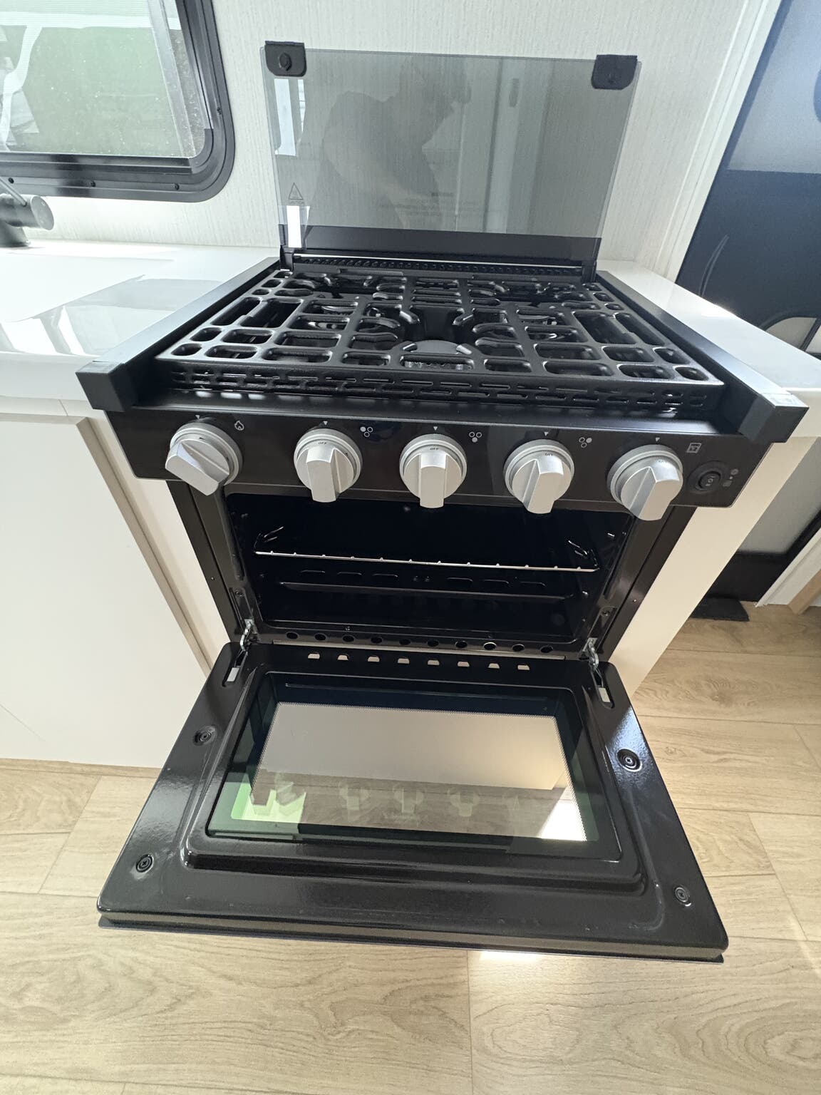 Thrive/18FBS/2026 image-7