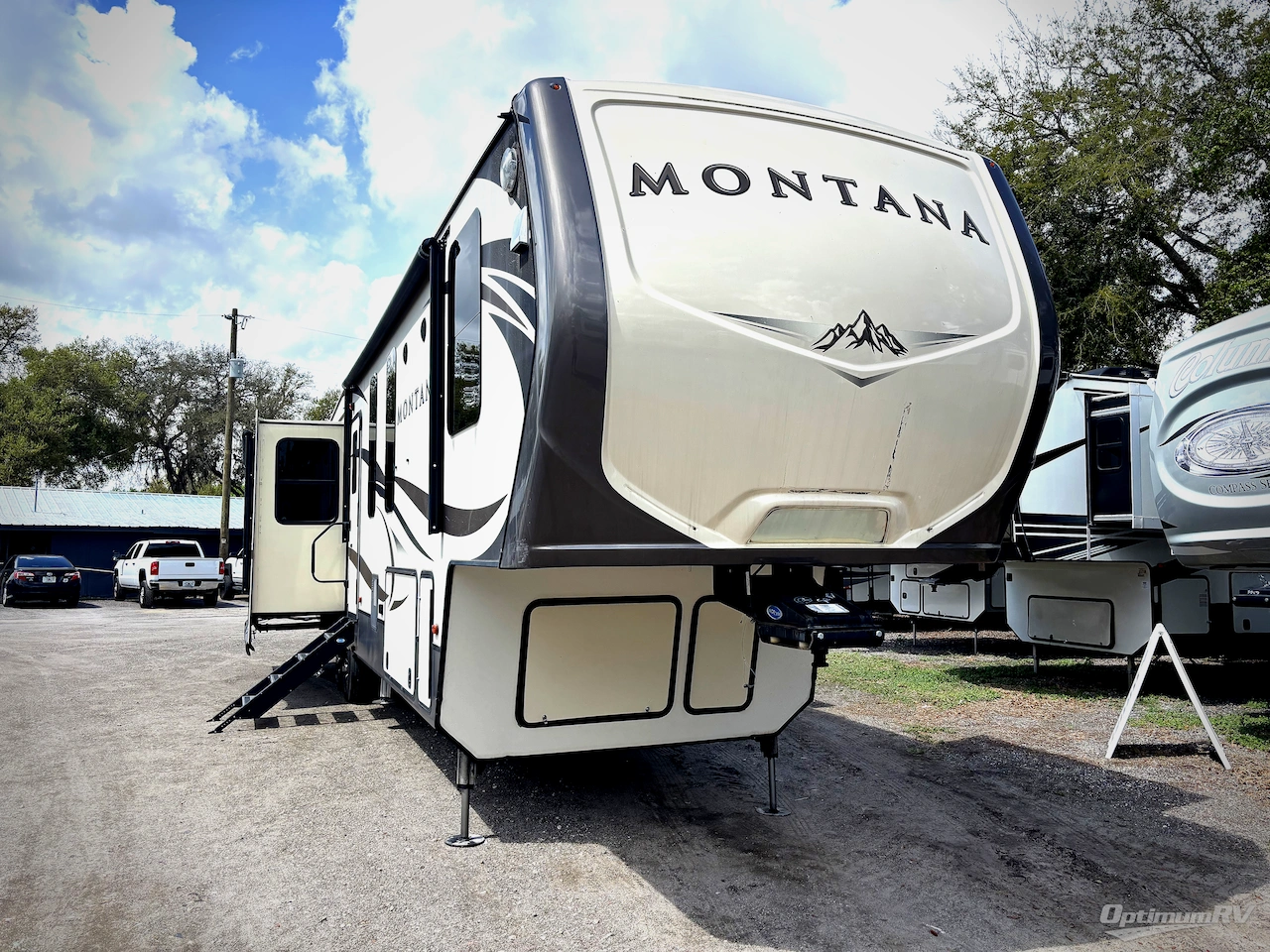 2017 Keystone Montana