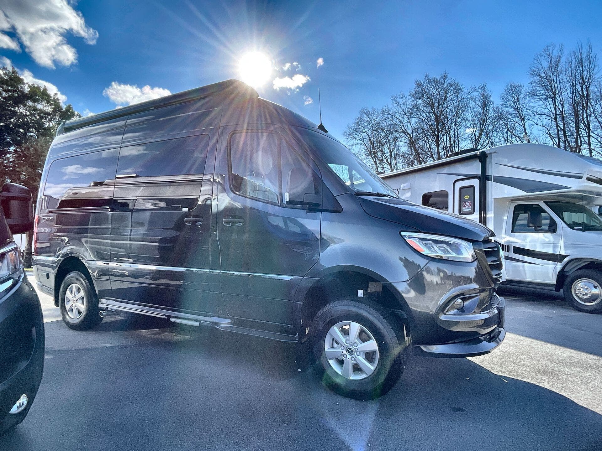 2025 Airstream Interstate 19 Std. Model 2025 Motorhome in Buda TX