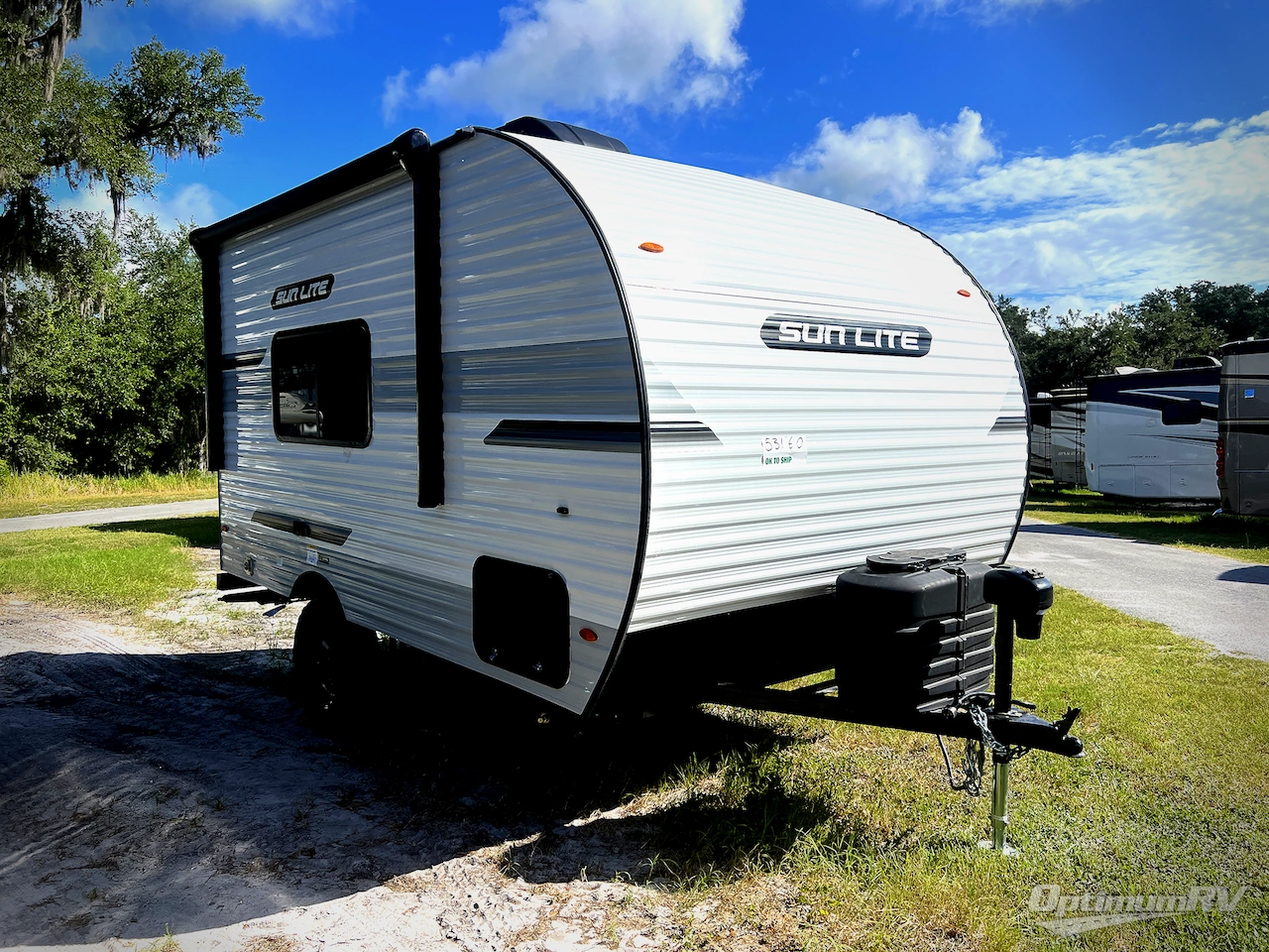 2027 Sunset Park RV Sun Lite