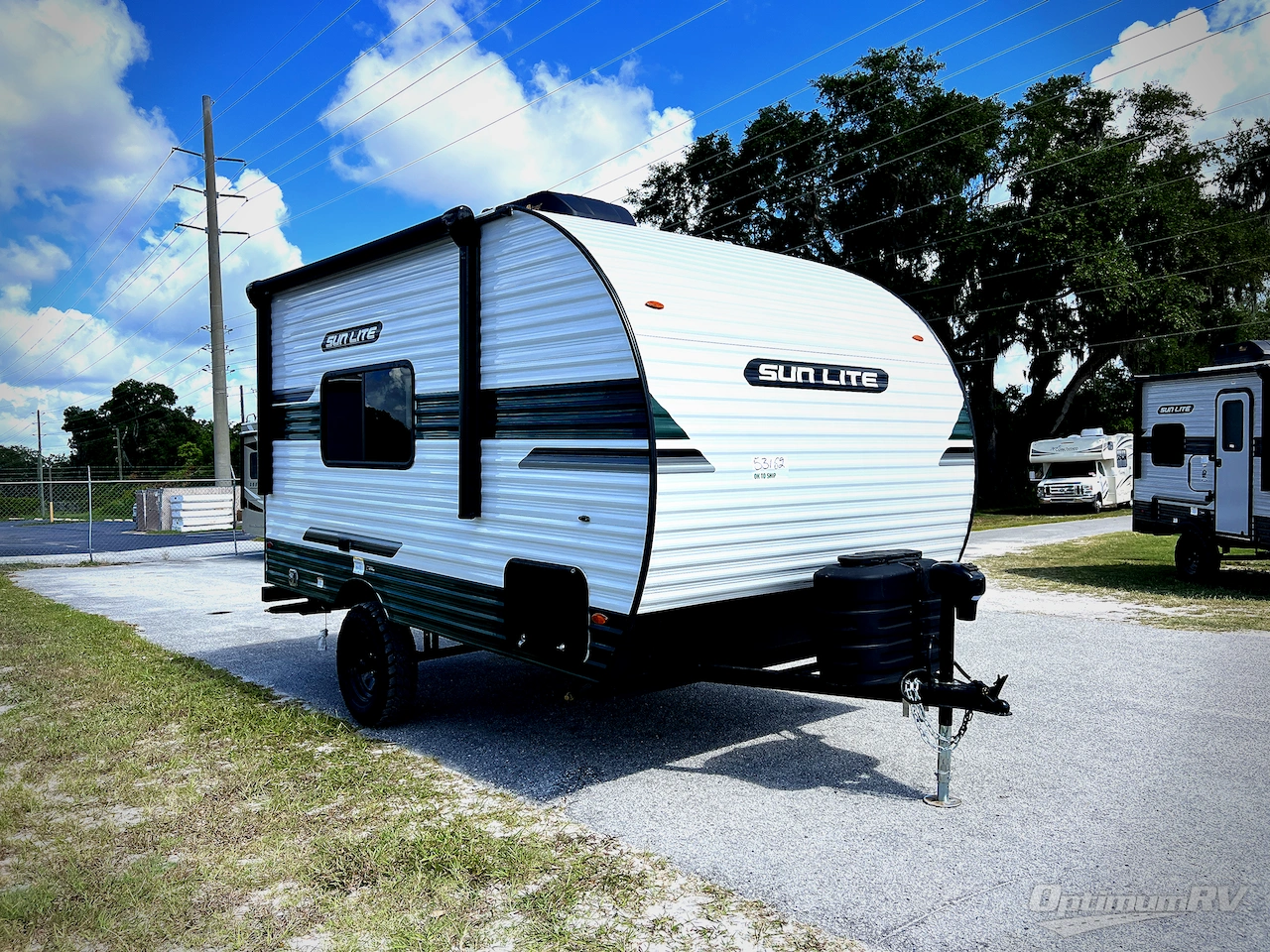 2027 Sunset Park RV Sun Lite