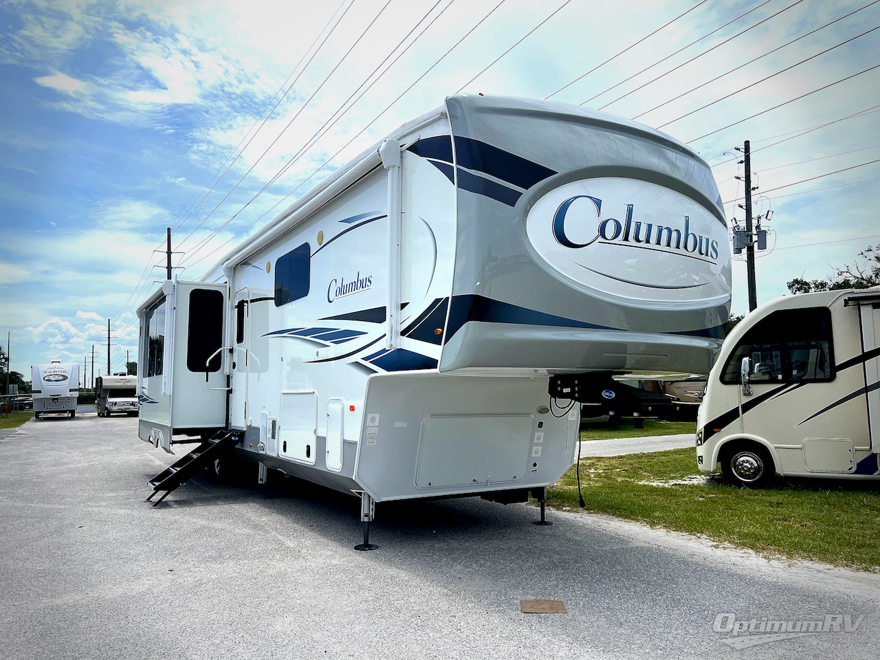 2023 Palomino Columbus