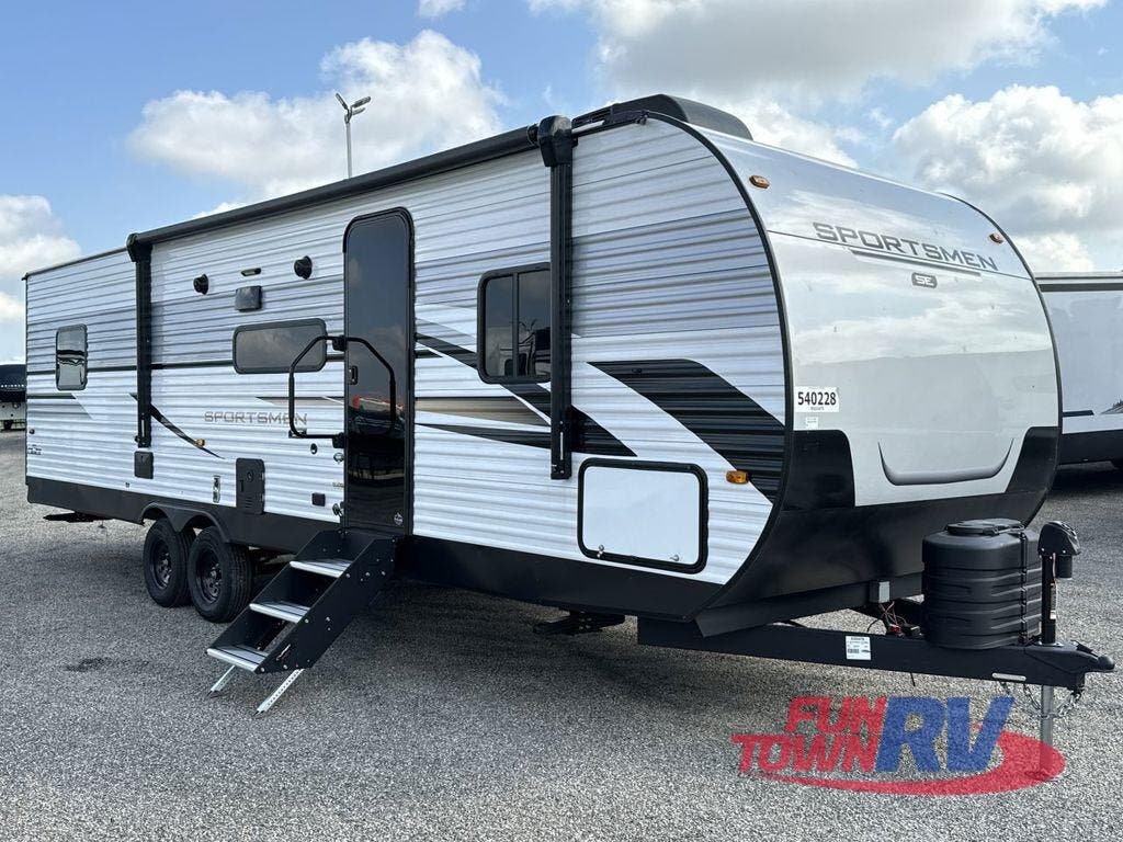 2024 KZ Sportsmen SE 301DBSE White 2024 Travel Trailer in San Angelo TX 7397600219 Used