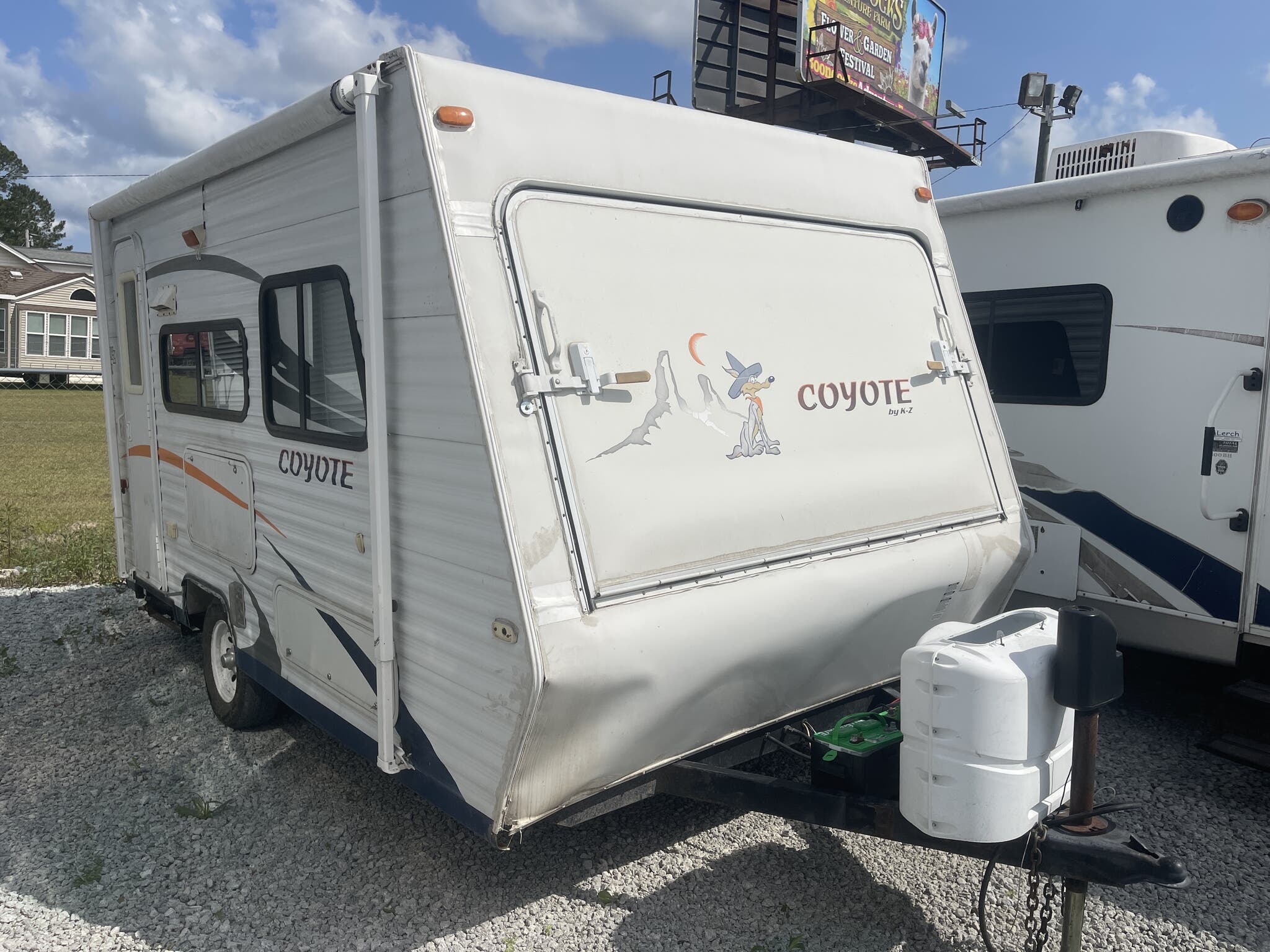 KZ RV Coyote Image