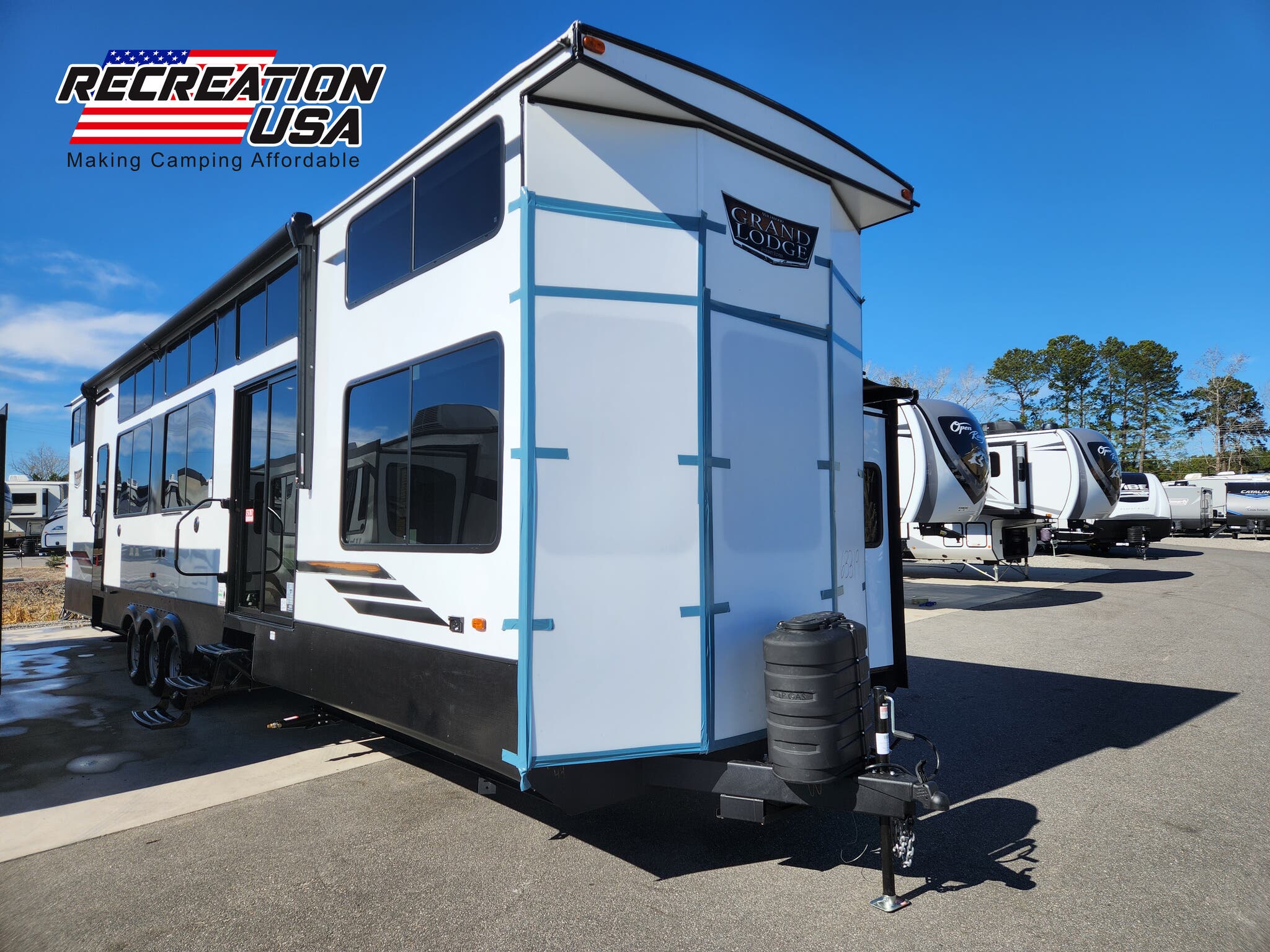 Forest River Wildwood Grand Lodge Image