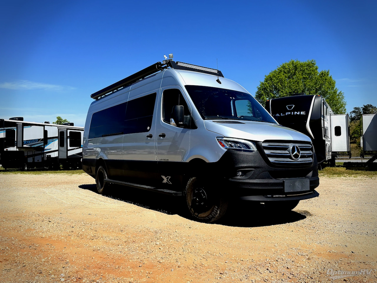2022 Airstream Interstate