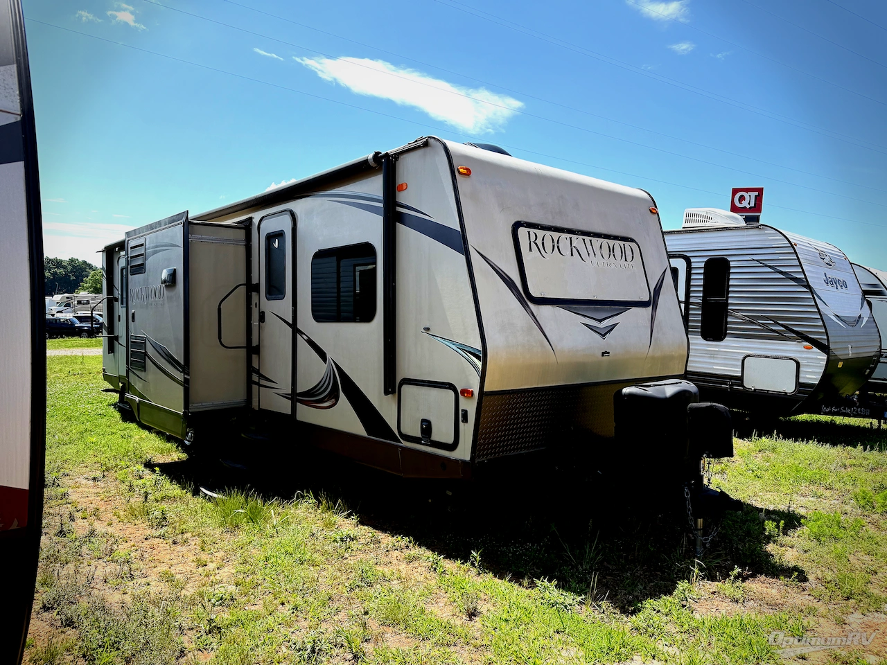 2015 Forest River Rockwood Ultra Lite
