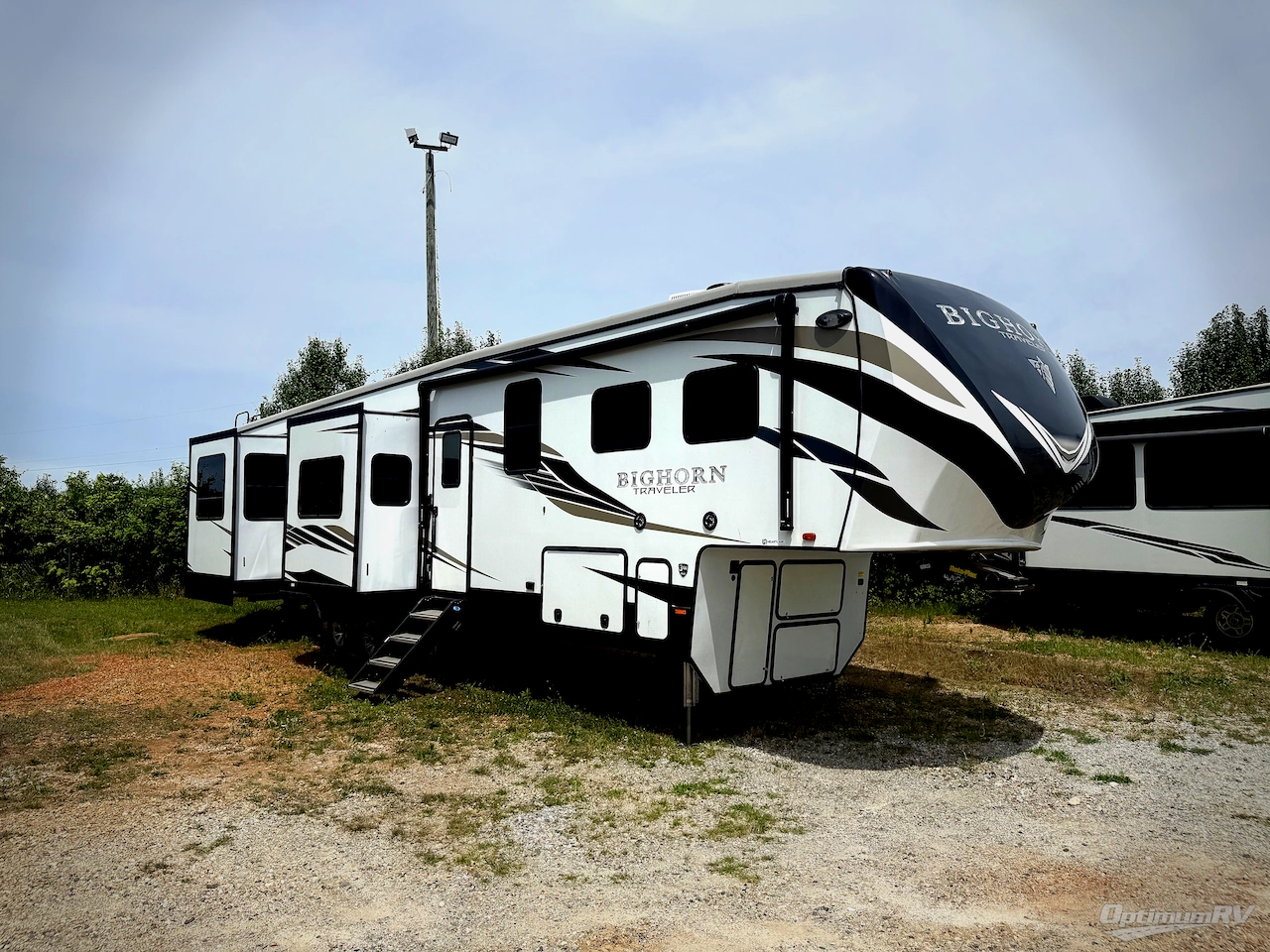 2021 Heartland Bighorn Traveler