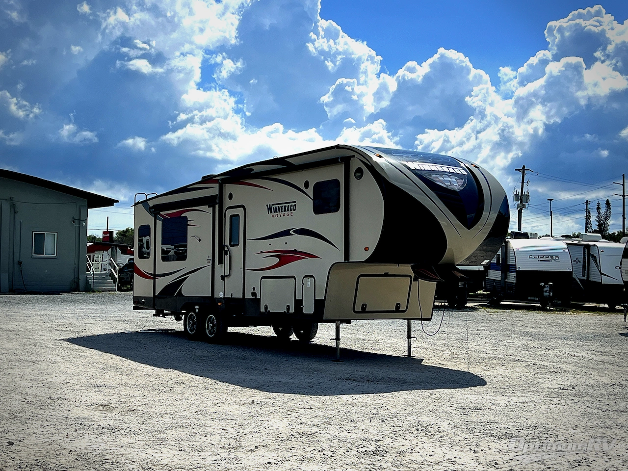 2015 Winnebago Voyage