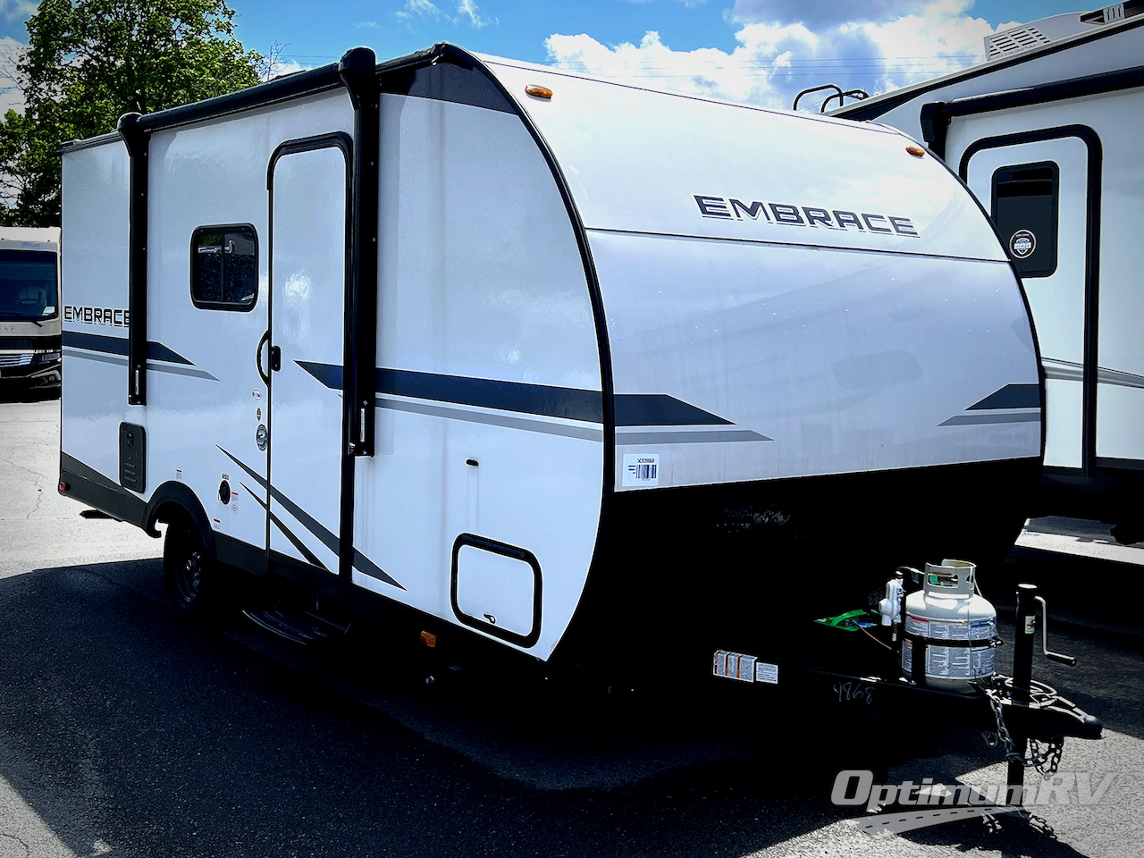 2025 Cruiser RV Embrace
