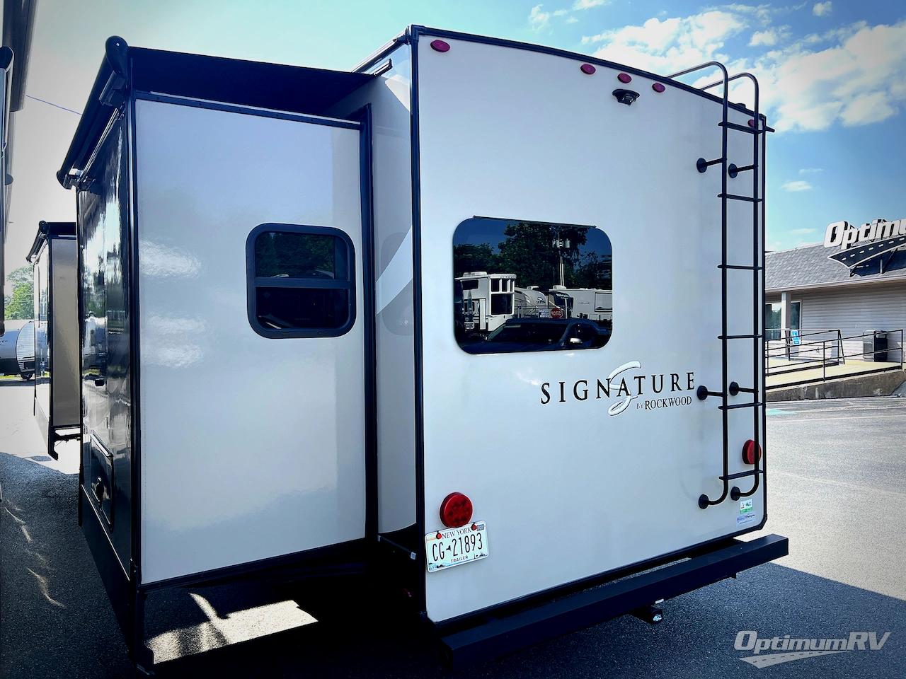 2020 Forest River Rockwood Signature Ultra Lite
