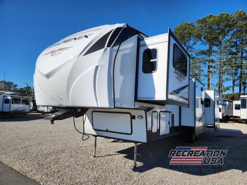 Shasta RV Phoenix Image