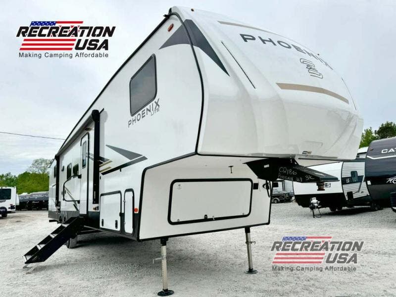 Shasta RV Phoenix Image