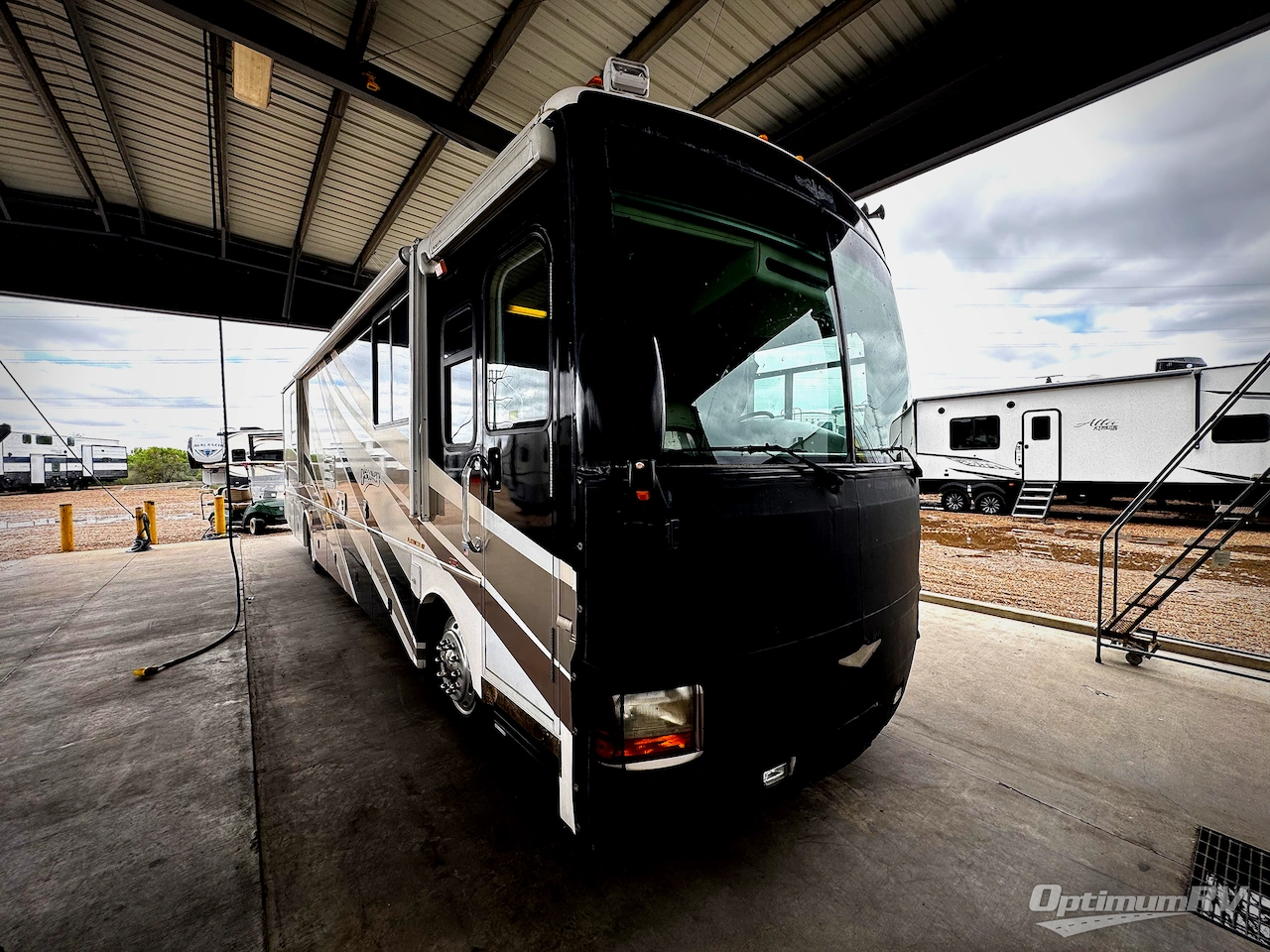 2003 Fleetwood Discovery
