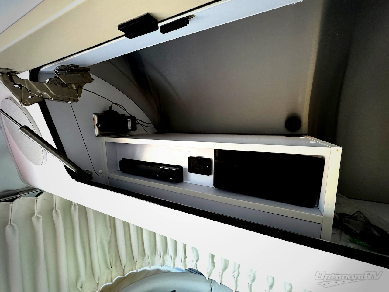 2022 Airstream Globetrotter