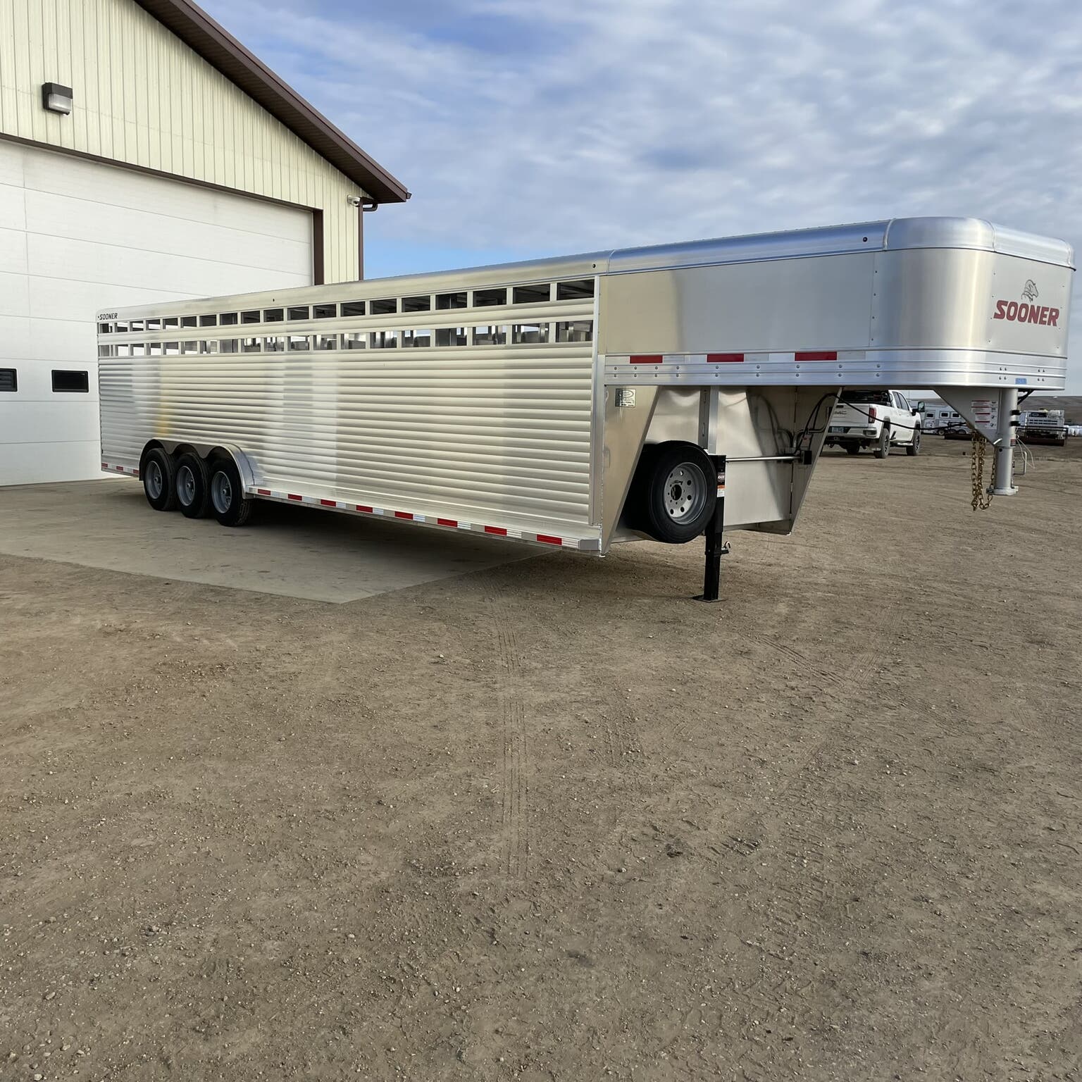 Trailer Photo 1