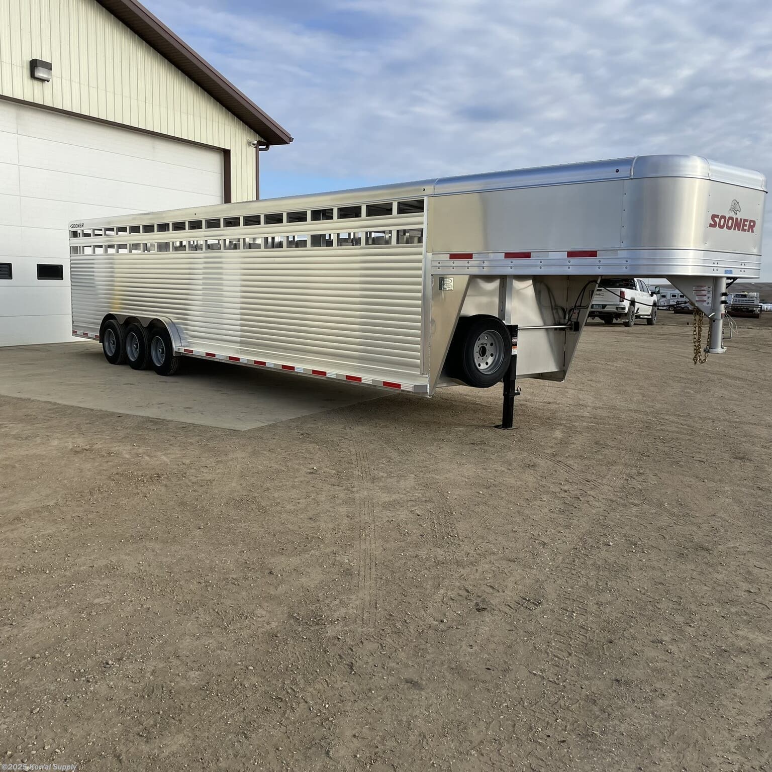 Trailer Photo 2