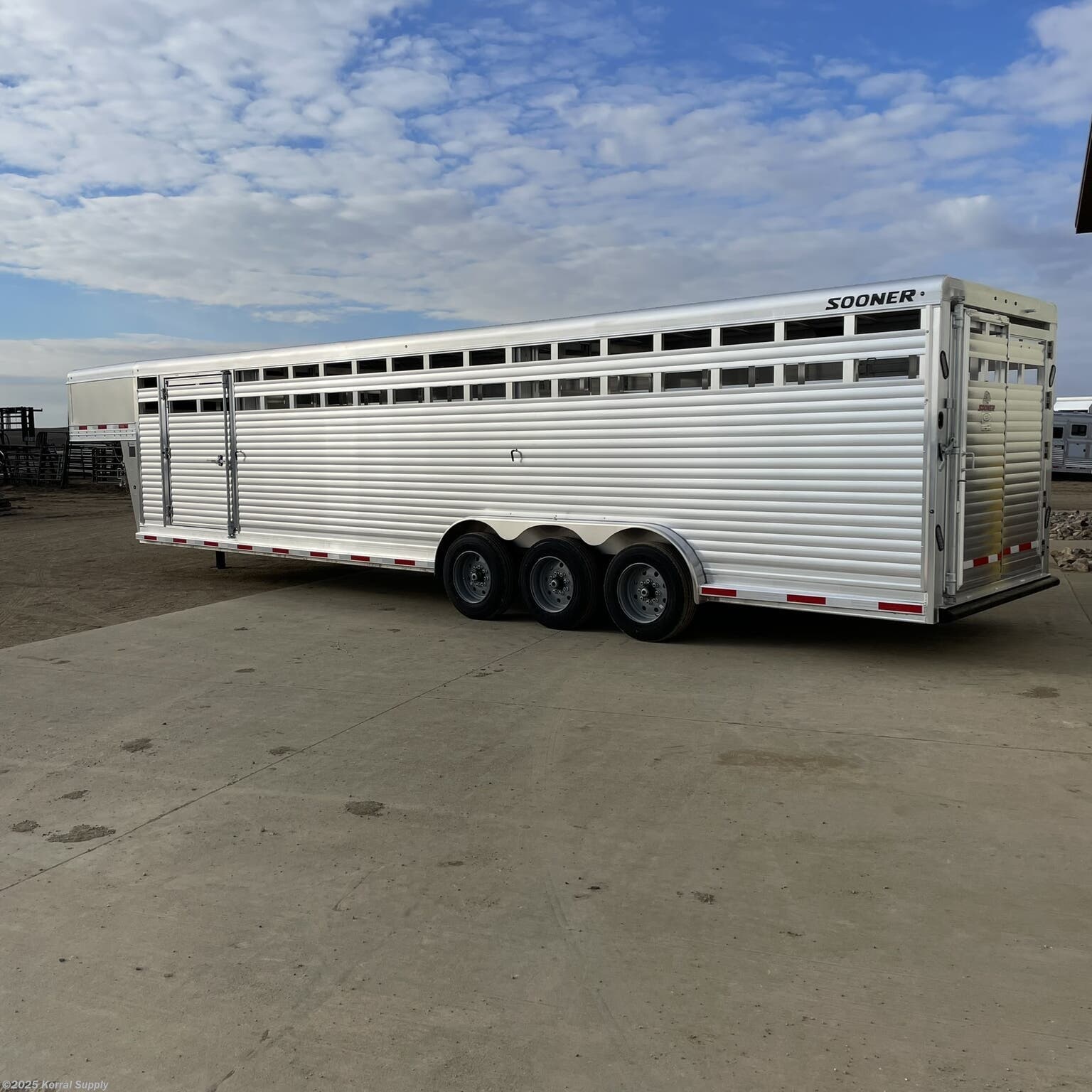 Trailer Photo 3