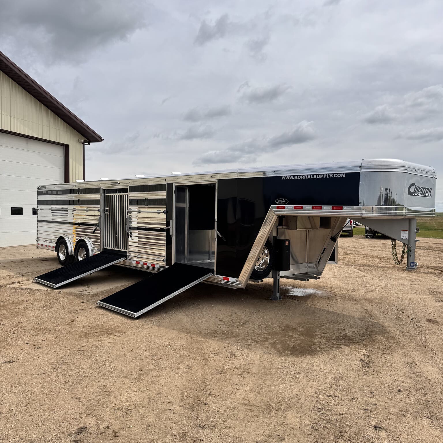 Trailer Photo 19