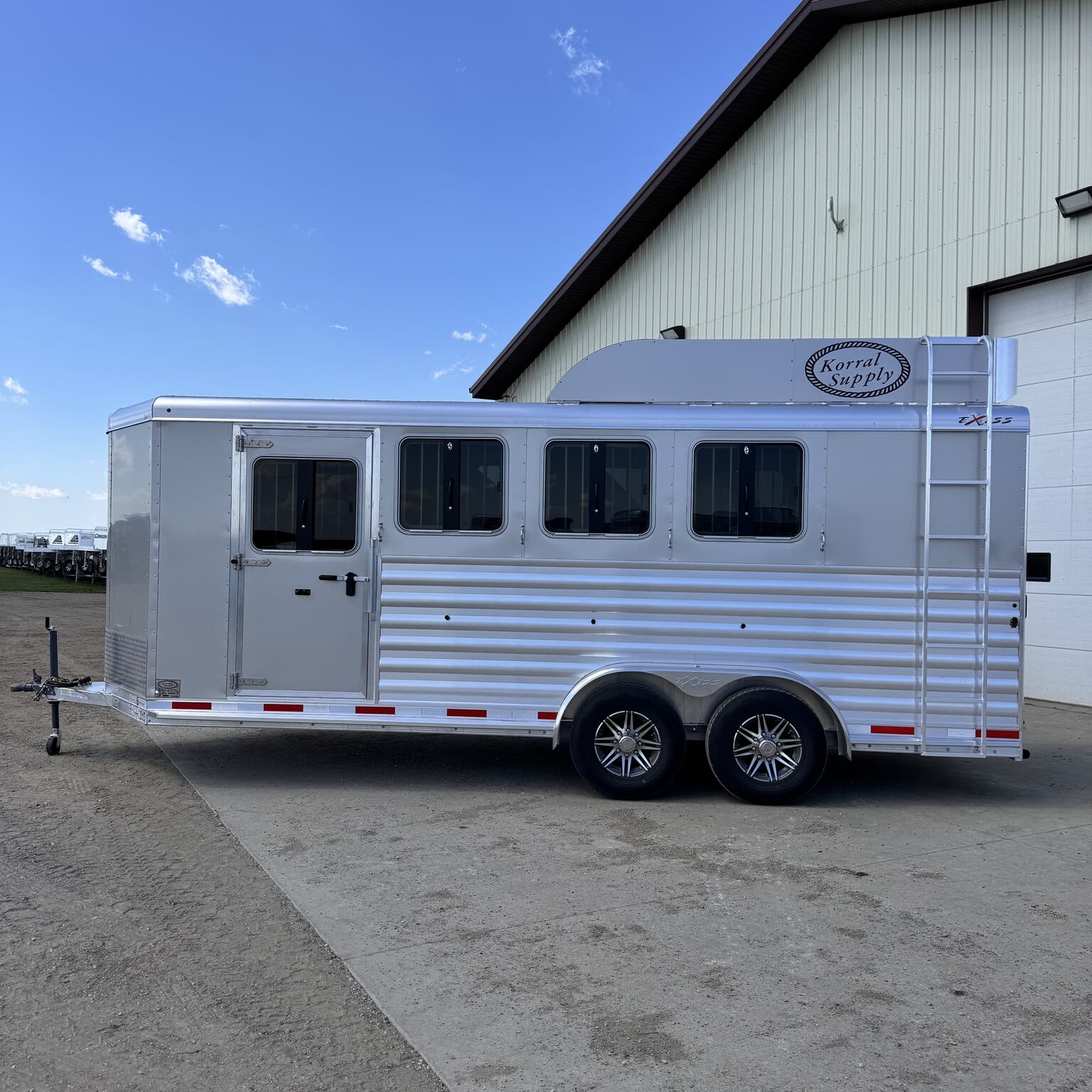 Trailer Photo 6