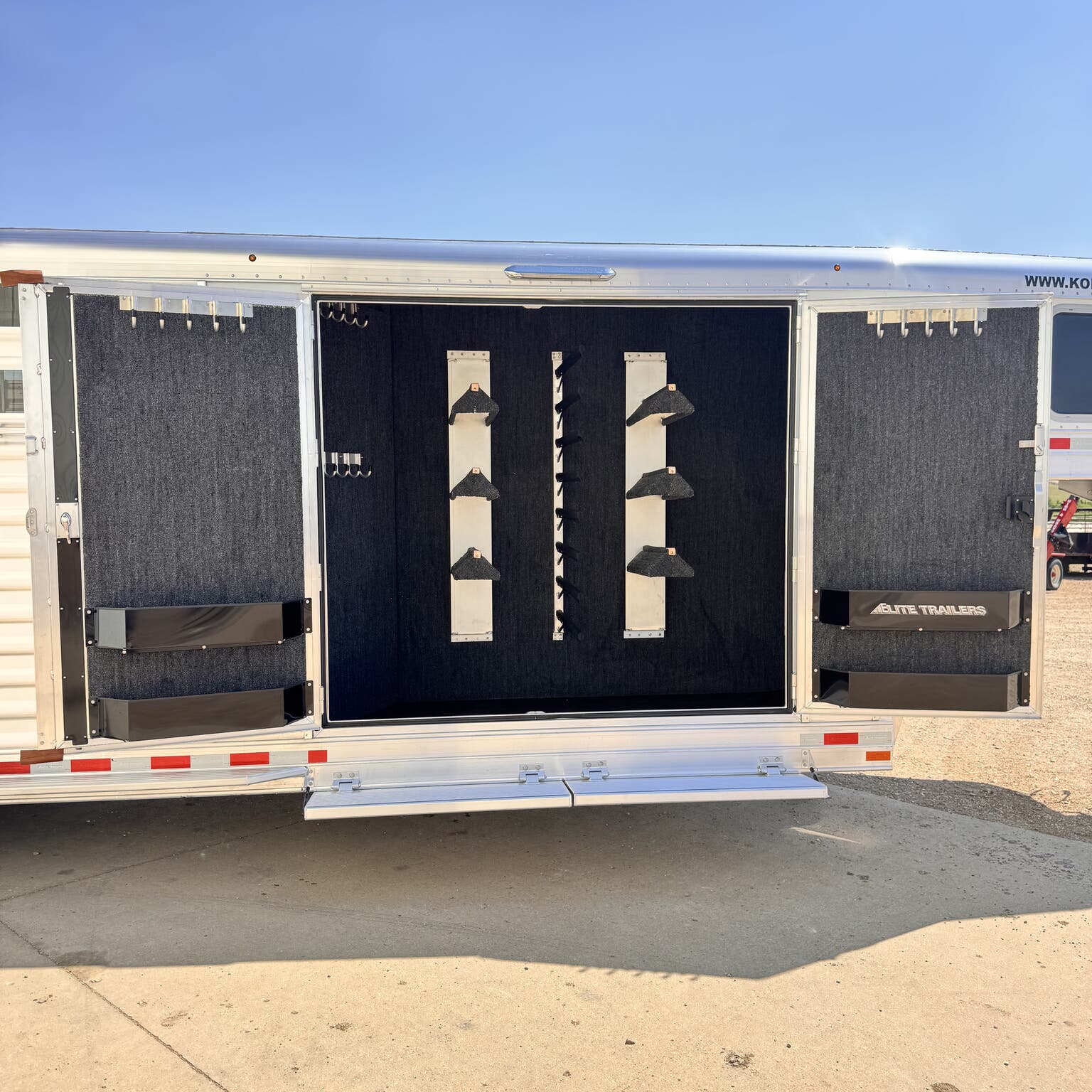 Trailer Photo 17