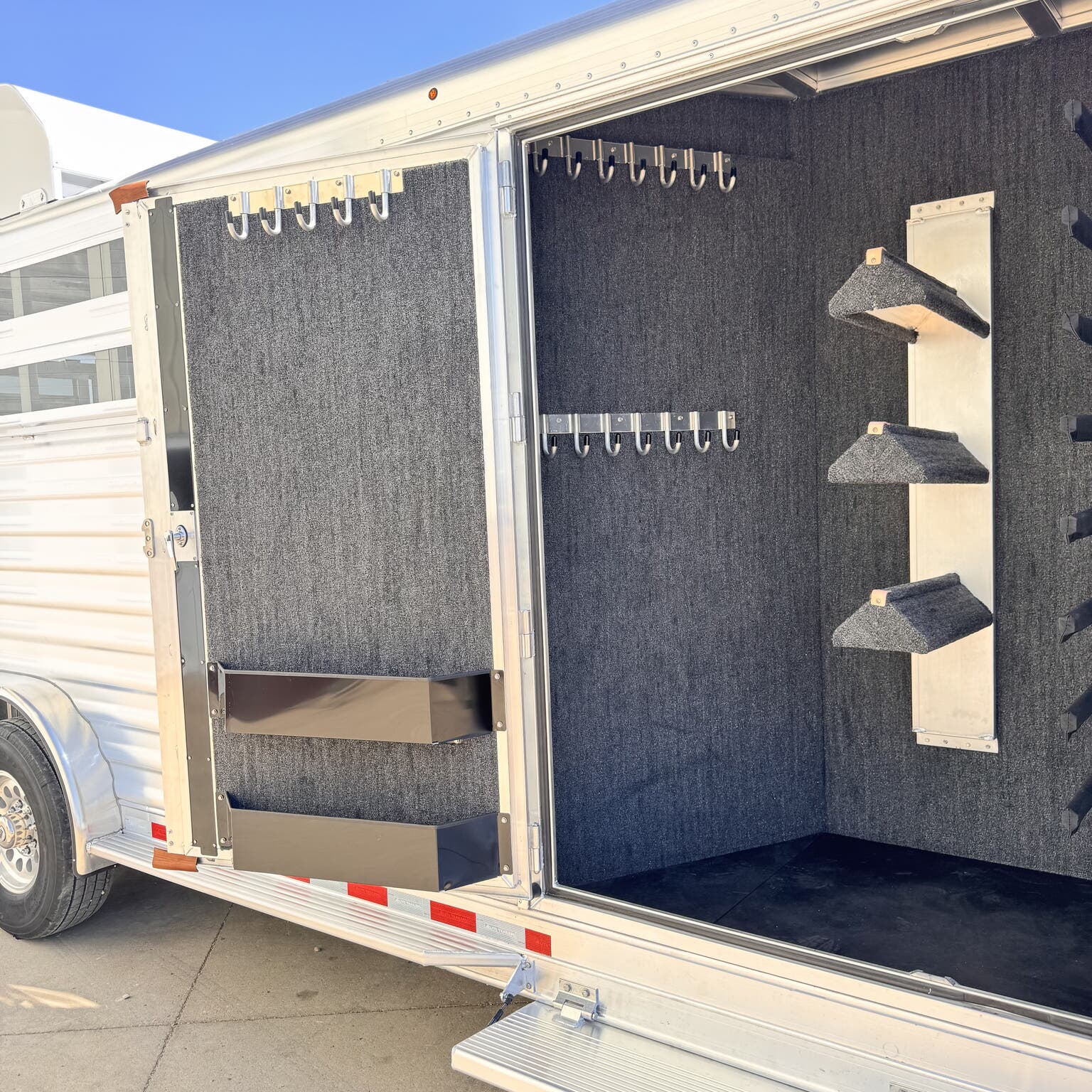 Trailer Photo 18