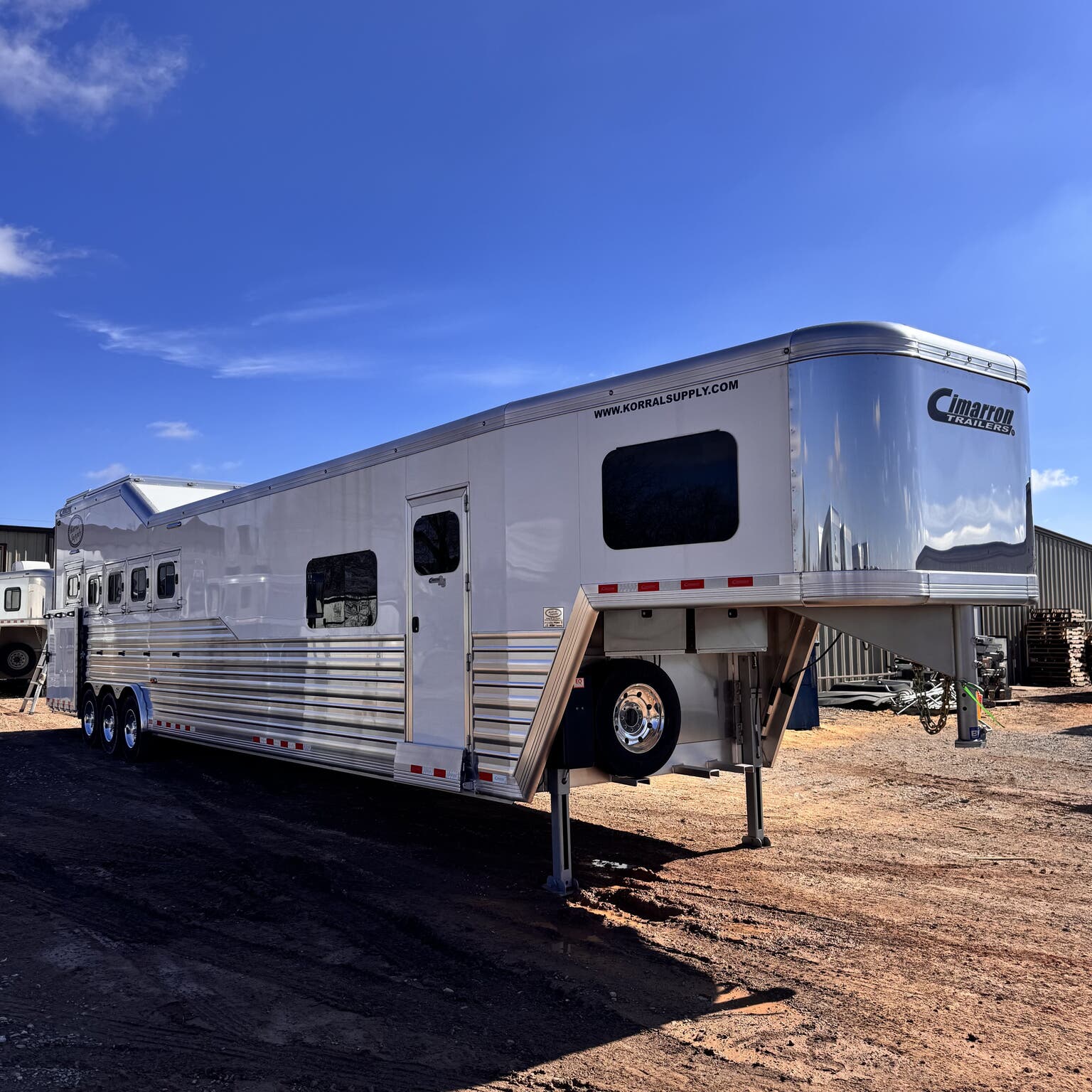 Trailer Photo 1