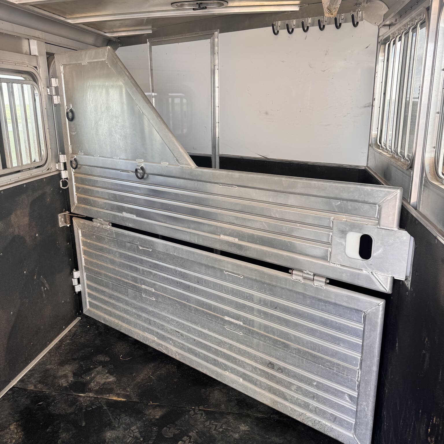 Trailer Photo 26
