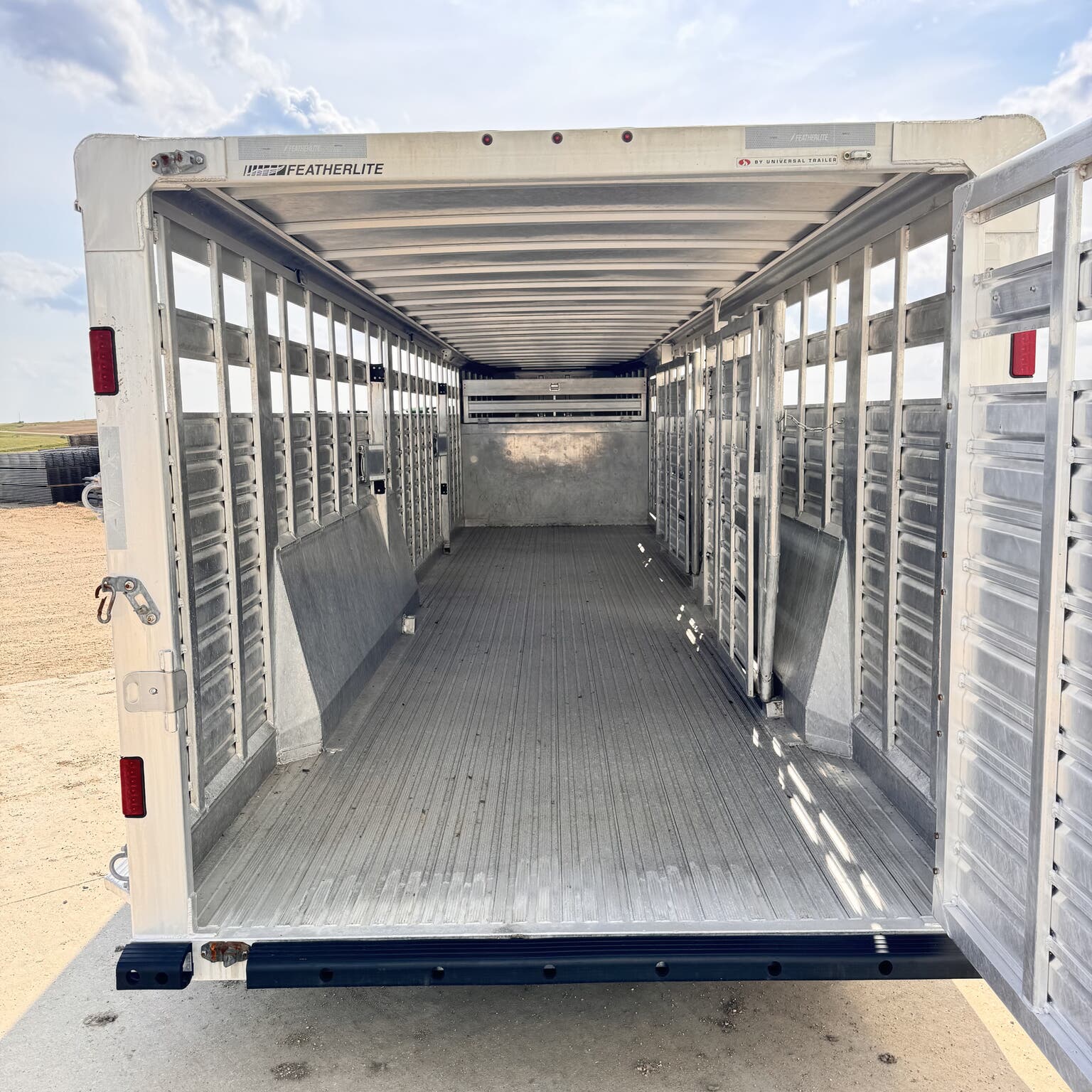 Trailer Photo 11
