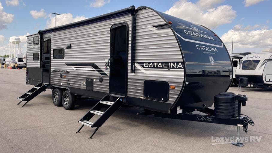 2025 Coachmen Catalina Legacy Edition 263BHSCK for Sale in Wilmington, OH