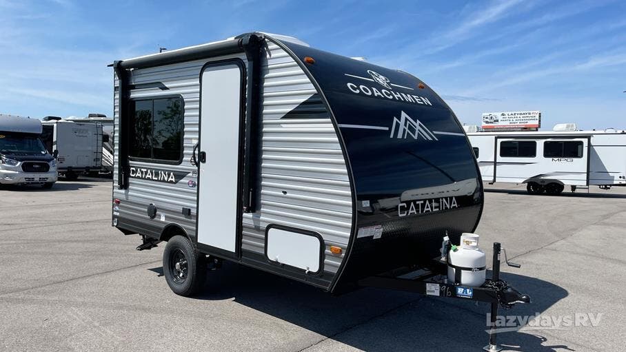 2025 Coachmen Catalina Summit Series 7 134RDX for Sale in Wilmington, OH