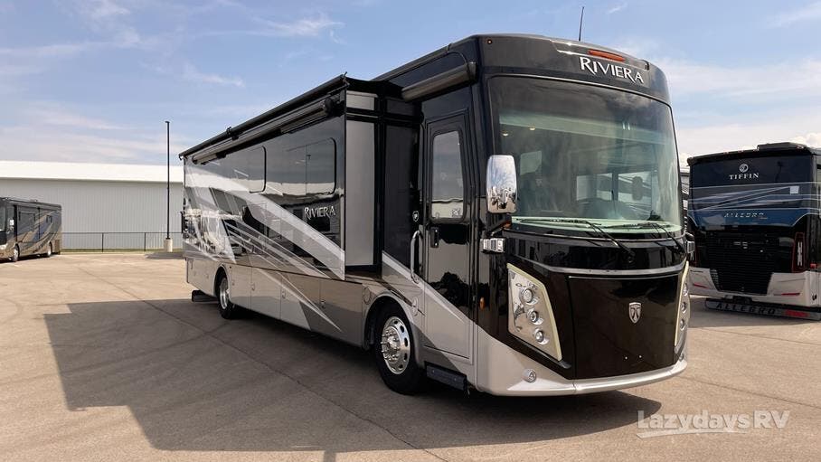 2024 Thor Motor Coach Riviera 34SD for Sale in Wilmington, OH