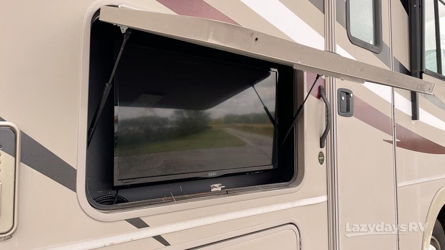 2016 Coachmen Mirada 31FW for Sale