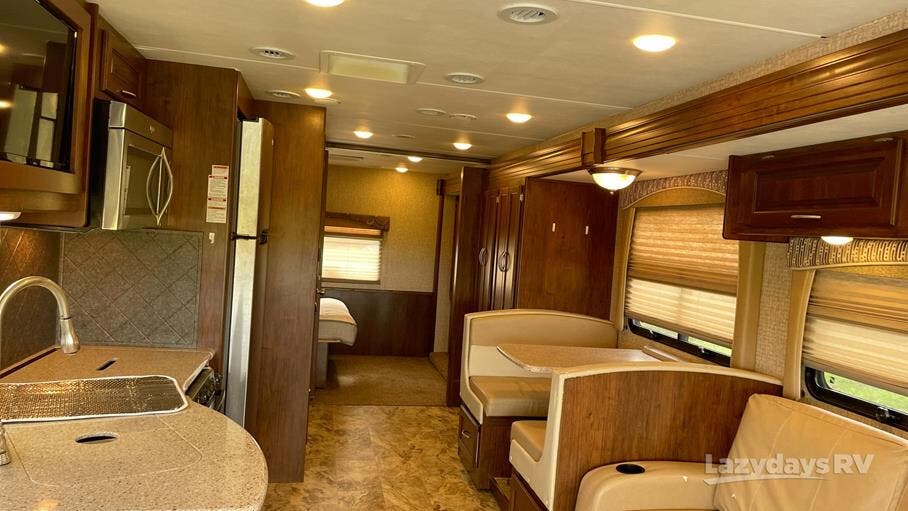 2016 Coachmen Mirada 31FW for Sale