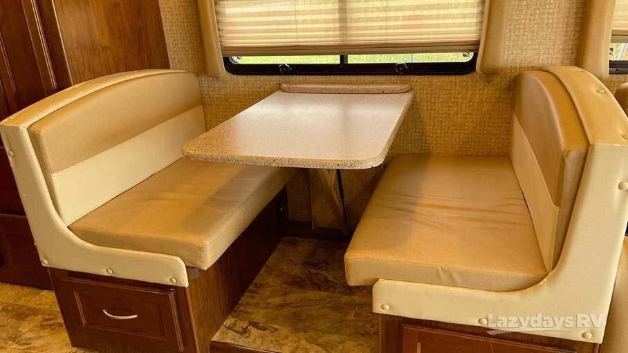 2016 Coachmen Mirada 31FW for Sale
