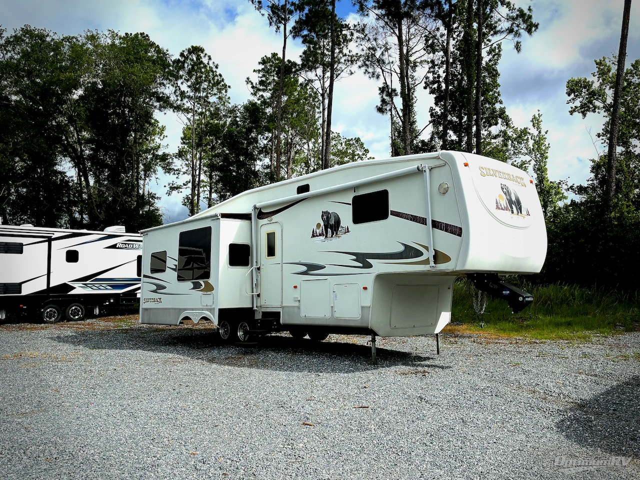 2007 Forest River Cedar Creek Silverback
