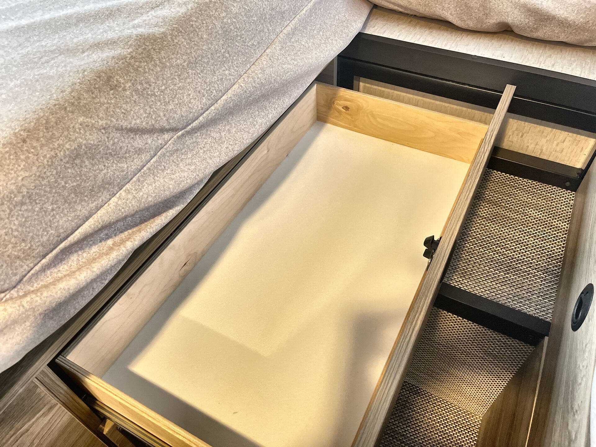 EKKO Sprinter/23B/2026 image-37