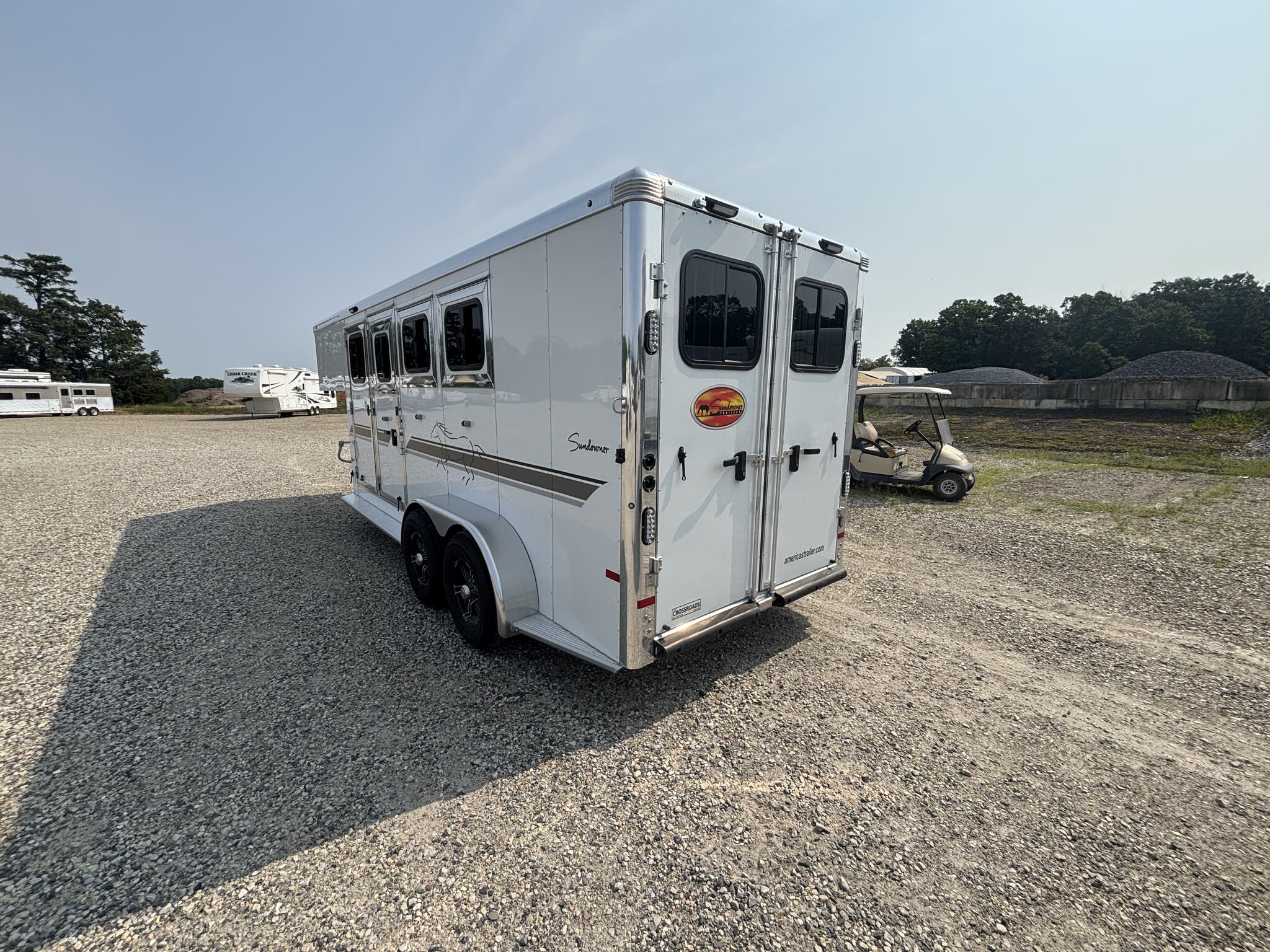 Trailer Photo 4
