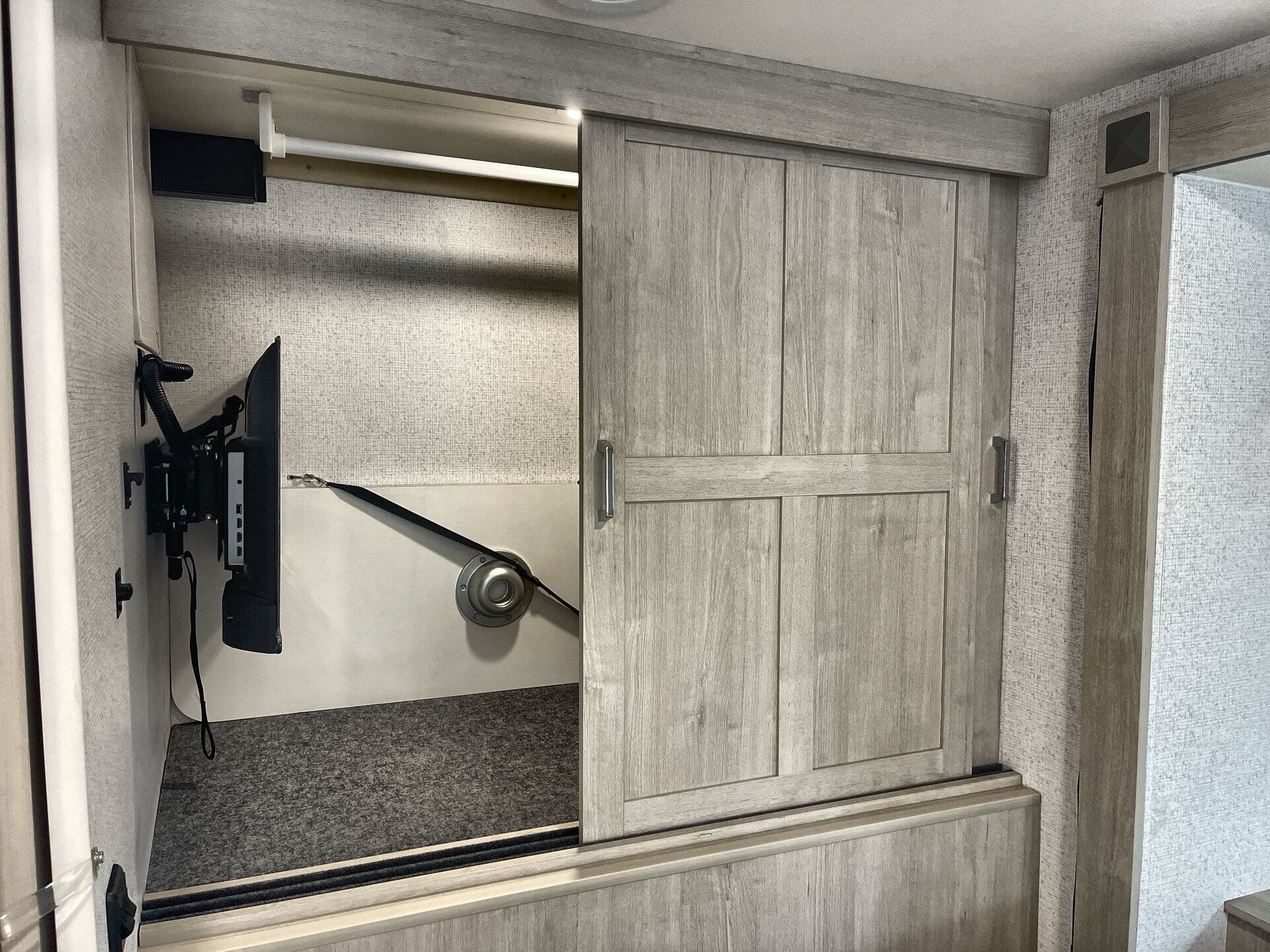 New 2026 Winnebago Sunflyer 28MB for sale in Kerrville, TX