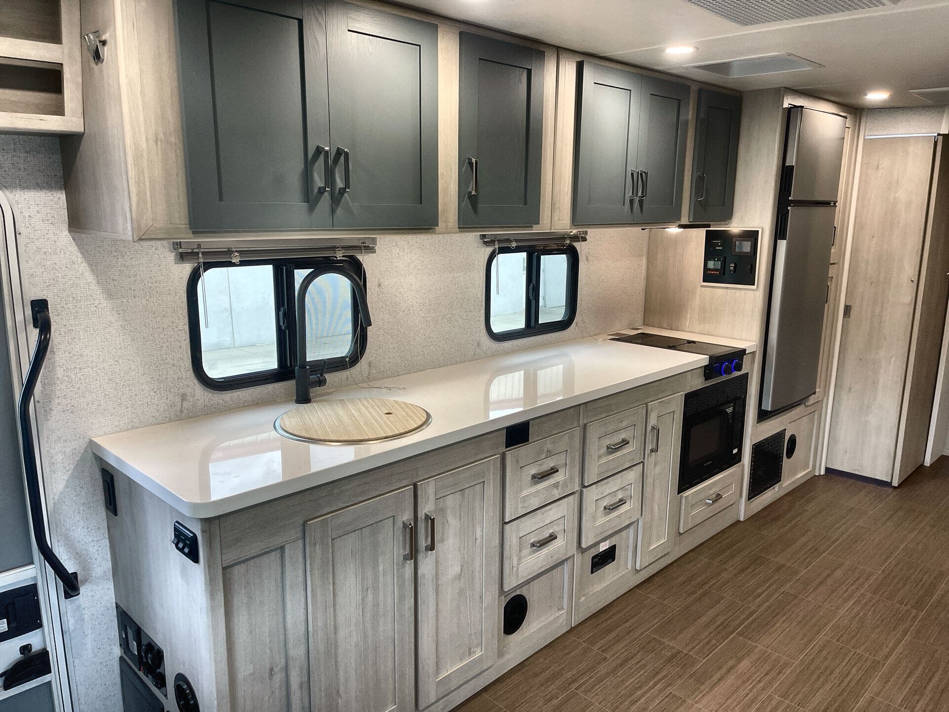 New 2026 Winnebago Sunflyer 28MB for sale in Kerrville, TX