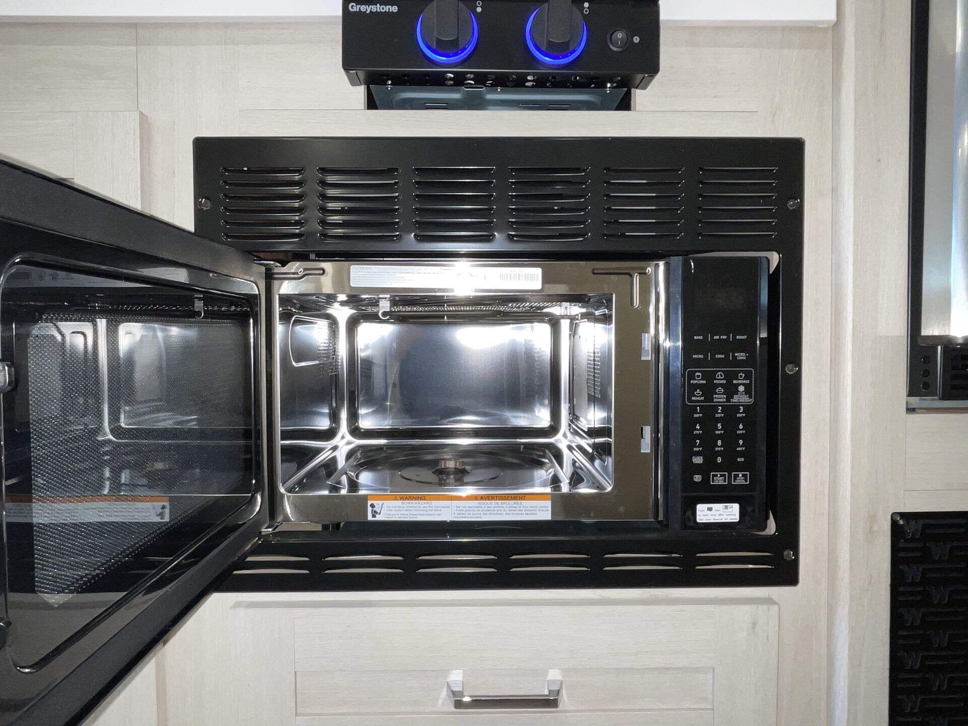 New 2027 Winnebago Sunflyer 28MB for sale in Corinth, TX