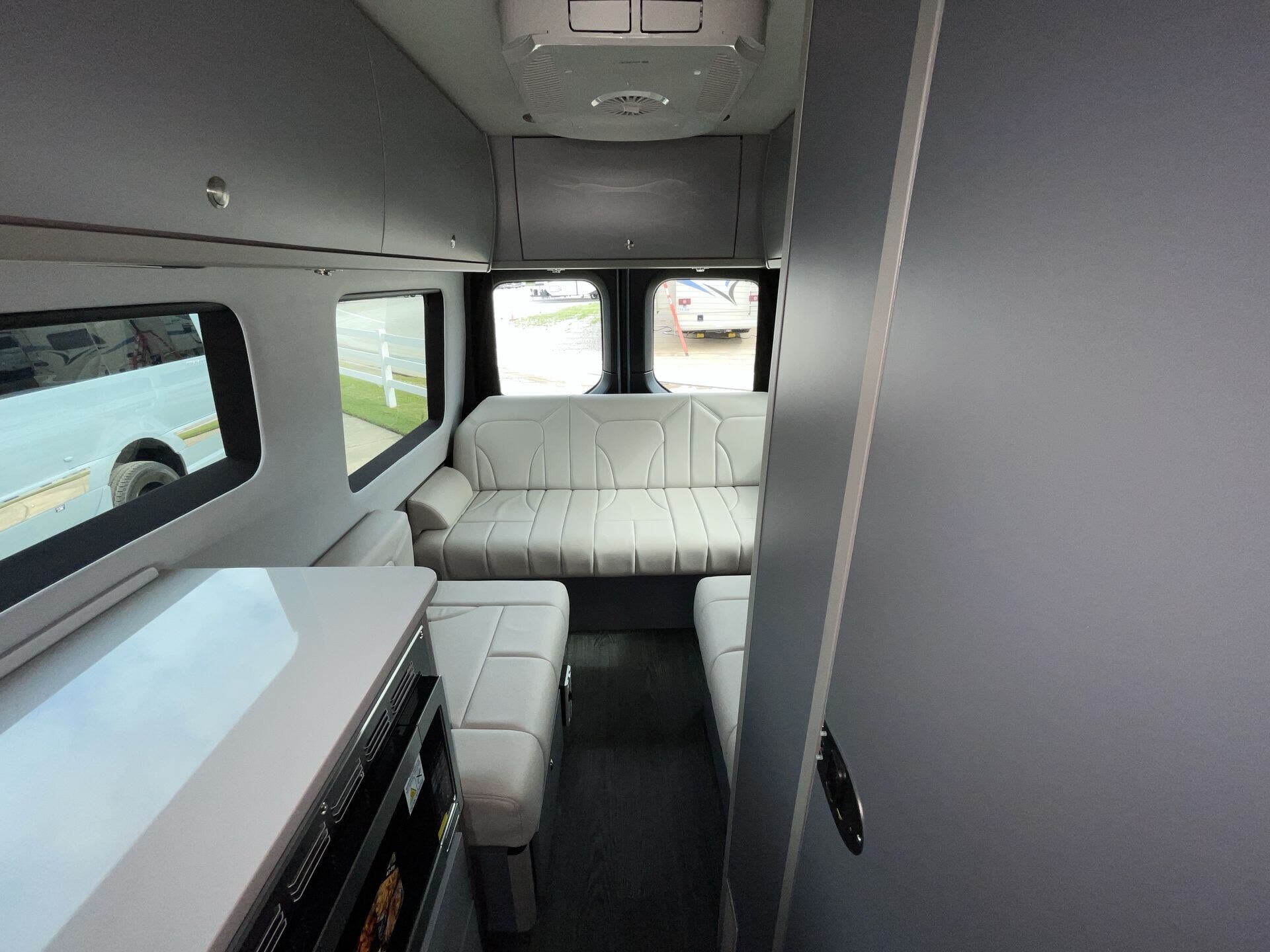 2027 Vacanza-ion-22