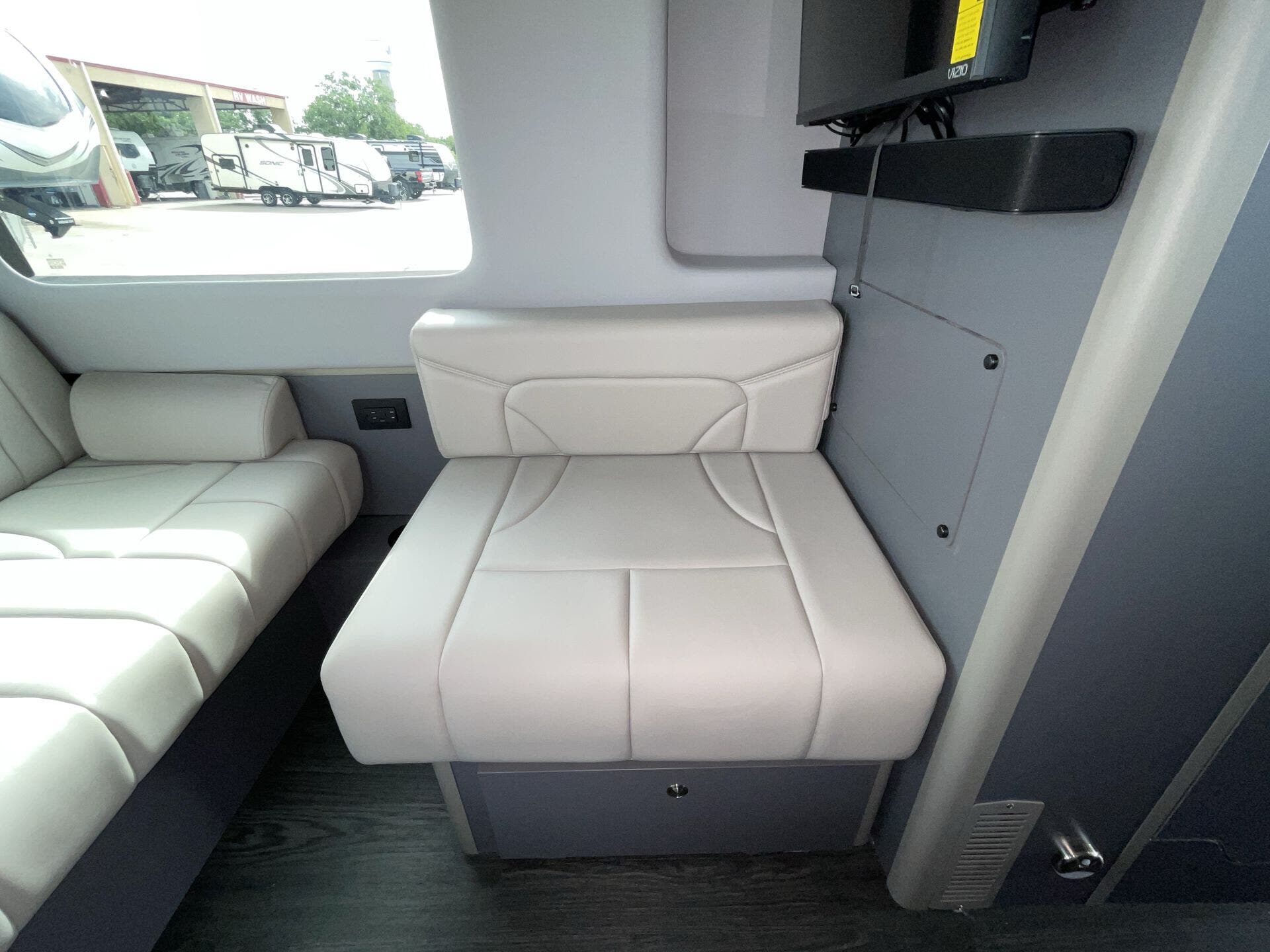2027 Vacanza-ion-22