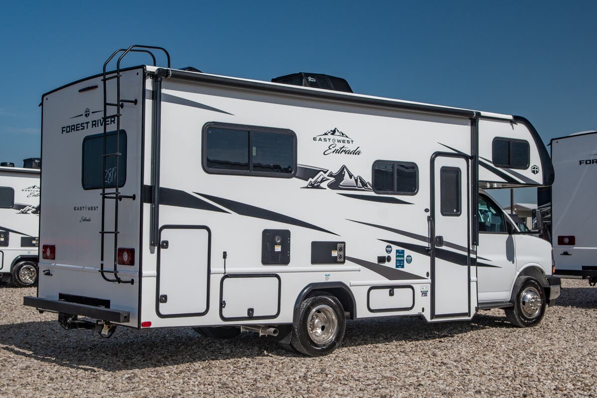 New 2026 EAST TO WEST Entrada 210NSC Motor Home Class C at Blue Compass ...