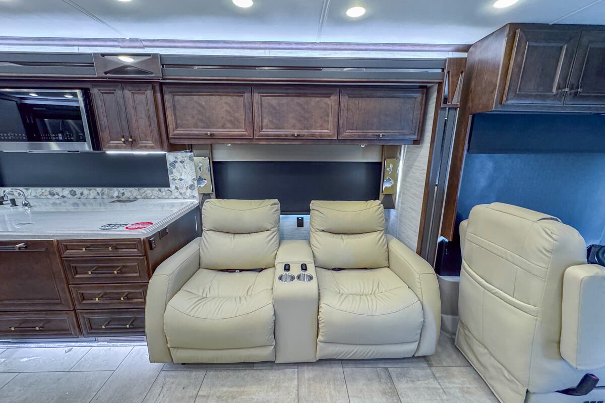 2026 Tiffin Motorhomes Allegro Bus 40 IP for Sale