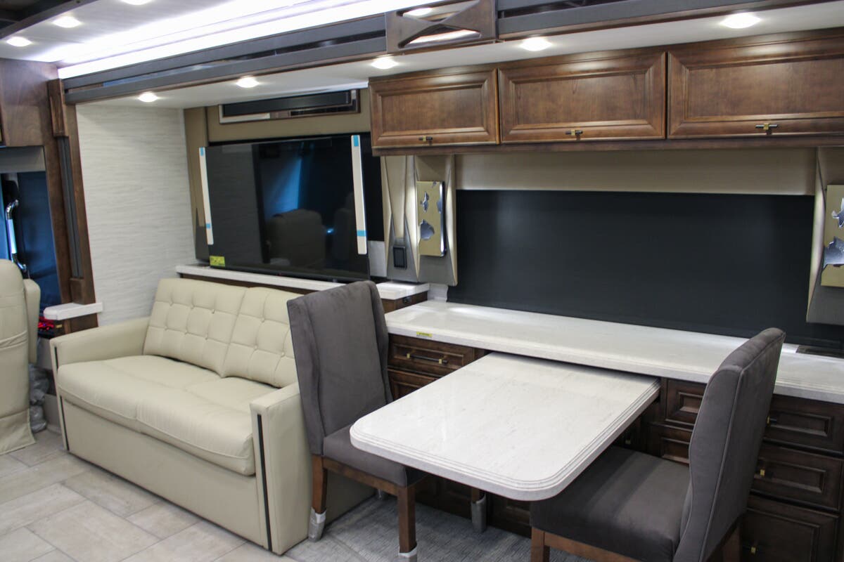 2026 Tiffin Motorhomes Allegro Bus 40 IP for Sale